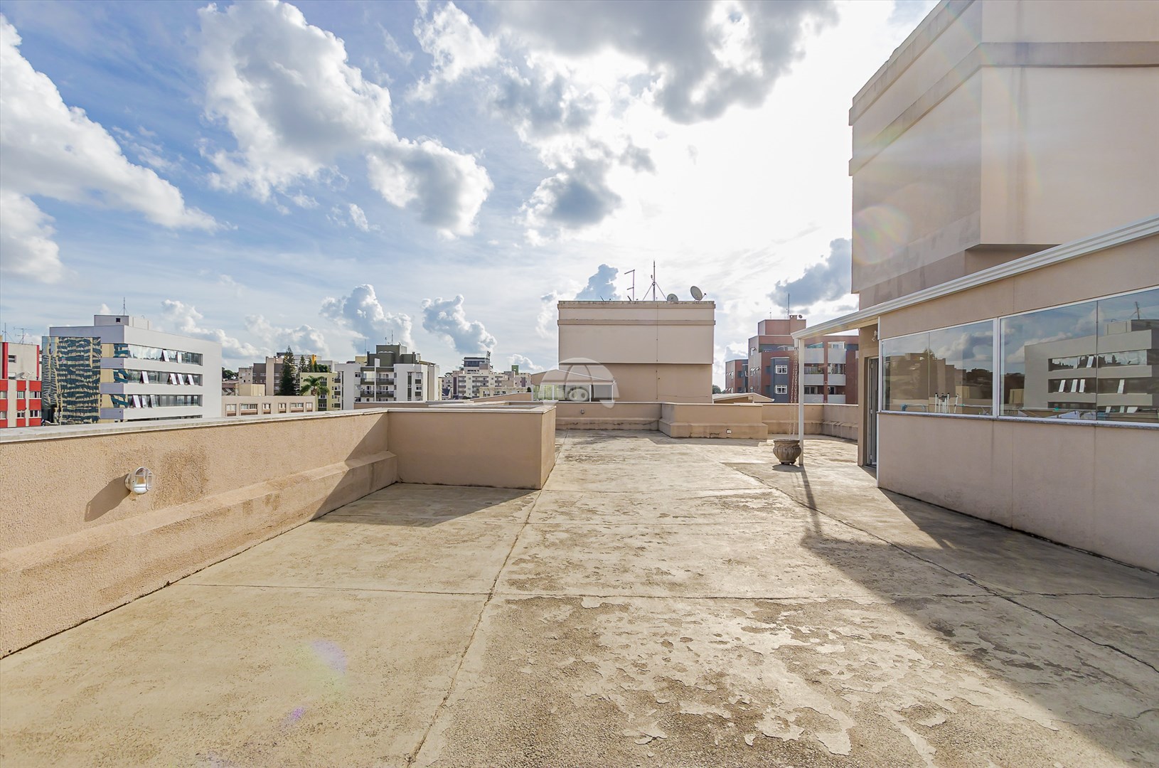 Apartamento à venda em Ahú, Curitiba — MAFI ADMINISTRADORA DE IMOVEIS LTDA