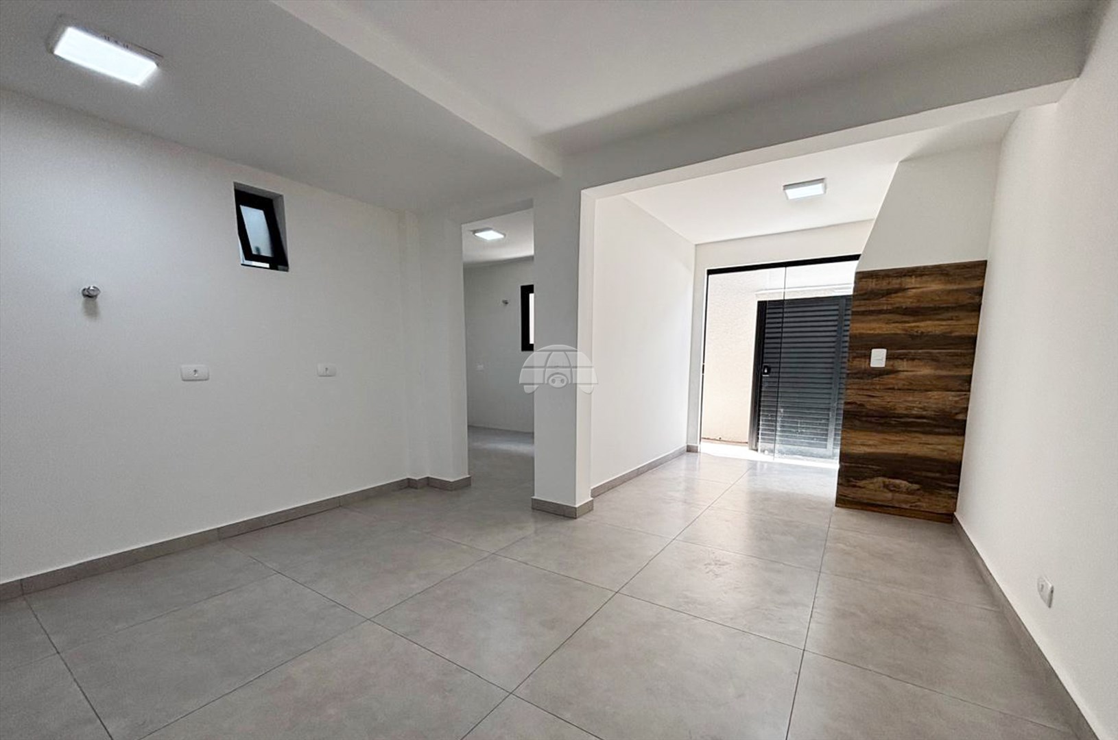 Sobrado Residencial para Venda no Bairro Butiatuvinha ref. 224057 (8 / 10)