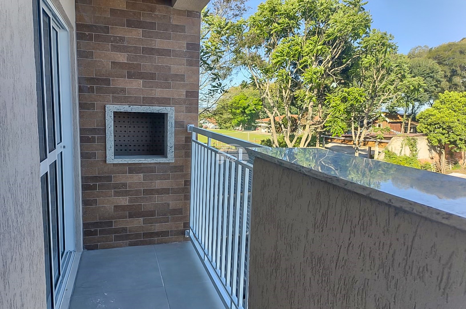 Apartamento à venda em Jardim Videira, Colombo — Portal Chave Fácil