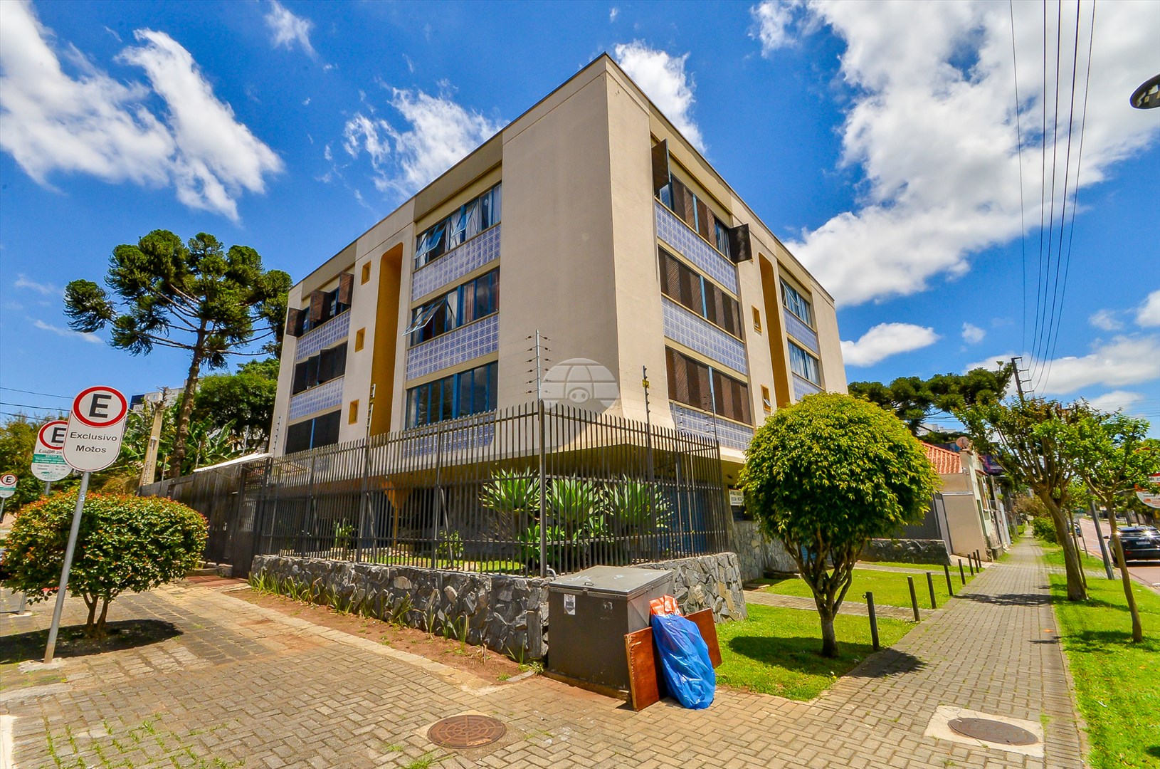 Apartamento à venda em Alto Da Rua Xv, Curitiba — Portal Chave Fácil