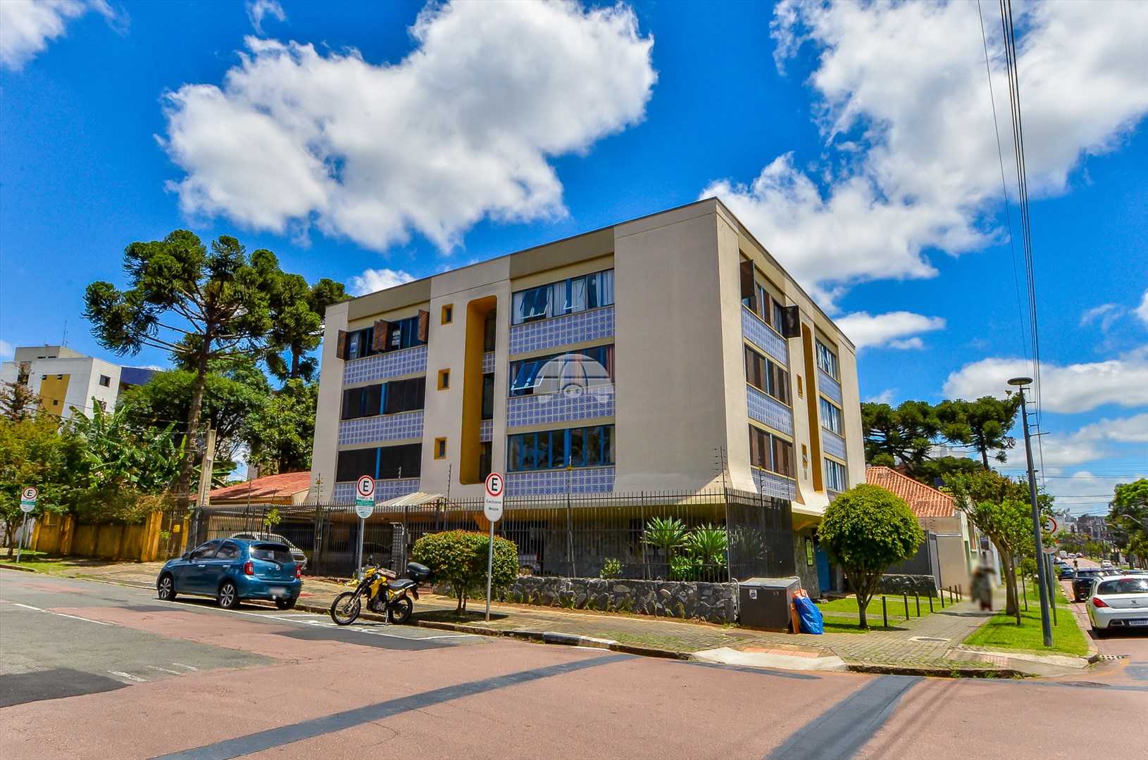 Apartamento à venda em Alto Da Rua Xv, Curitiba — Portal Chave Fácil