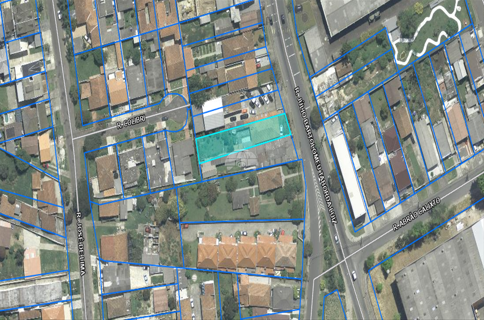 Terreno/Área à venda em Tingui, Curitiba — Portal Chave Fácil