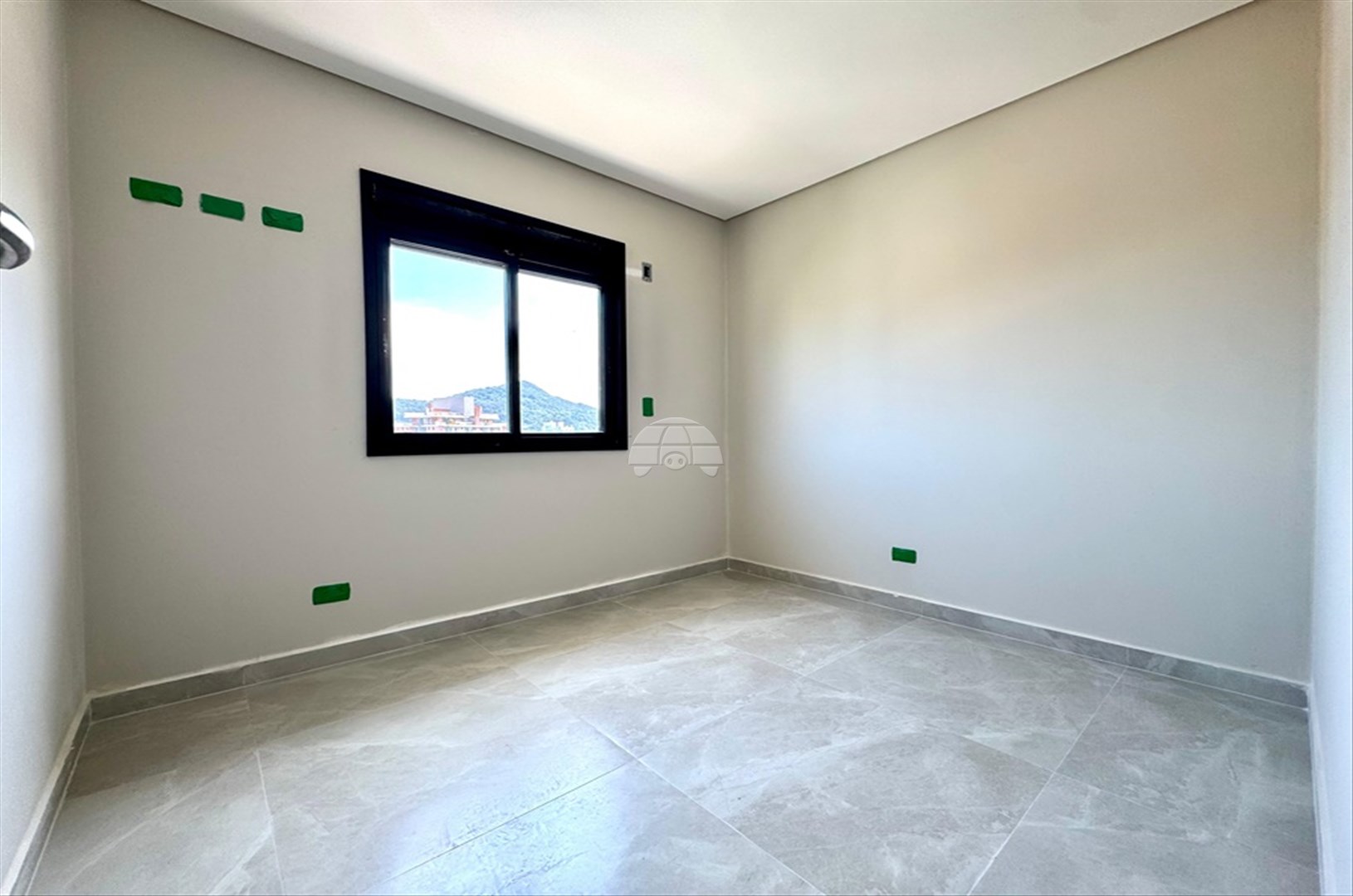 Apartamento à venda em Caioba, Matinhos — Portal Chave Fácil
