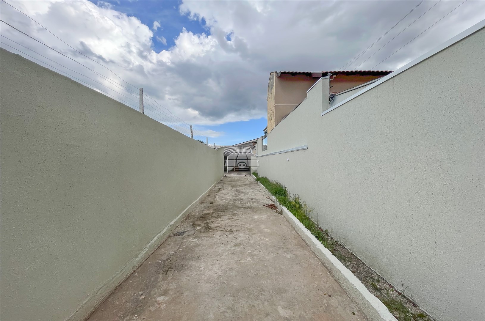Casa para alugar em Cajuru, Curitiba — Portal Chave Fácil