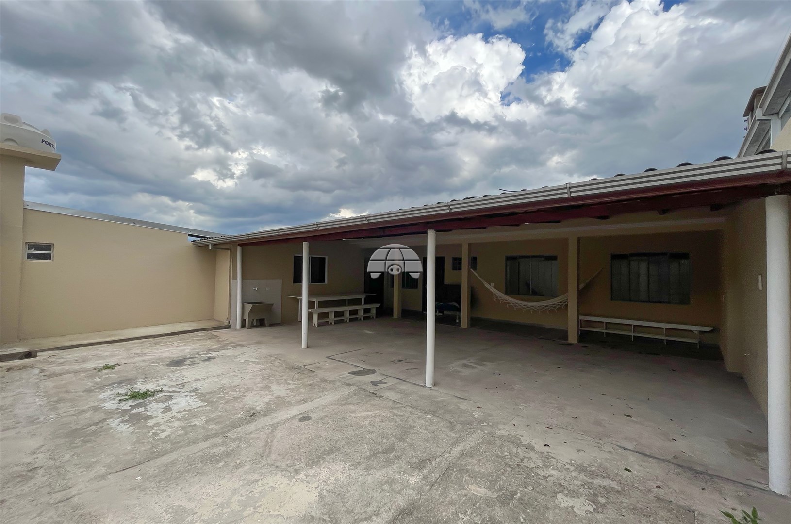 Casa para alugar em Cajuru, Curitiba — Portal Chave Fácil