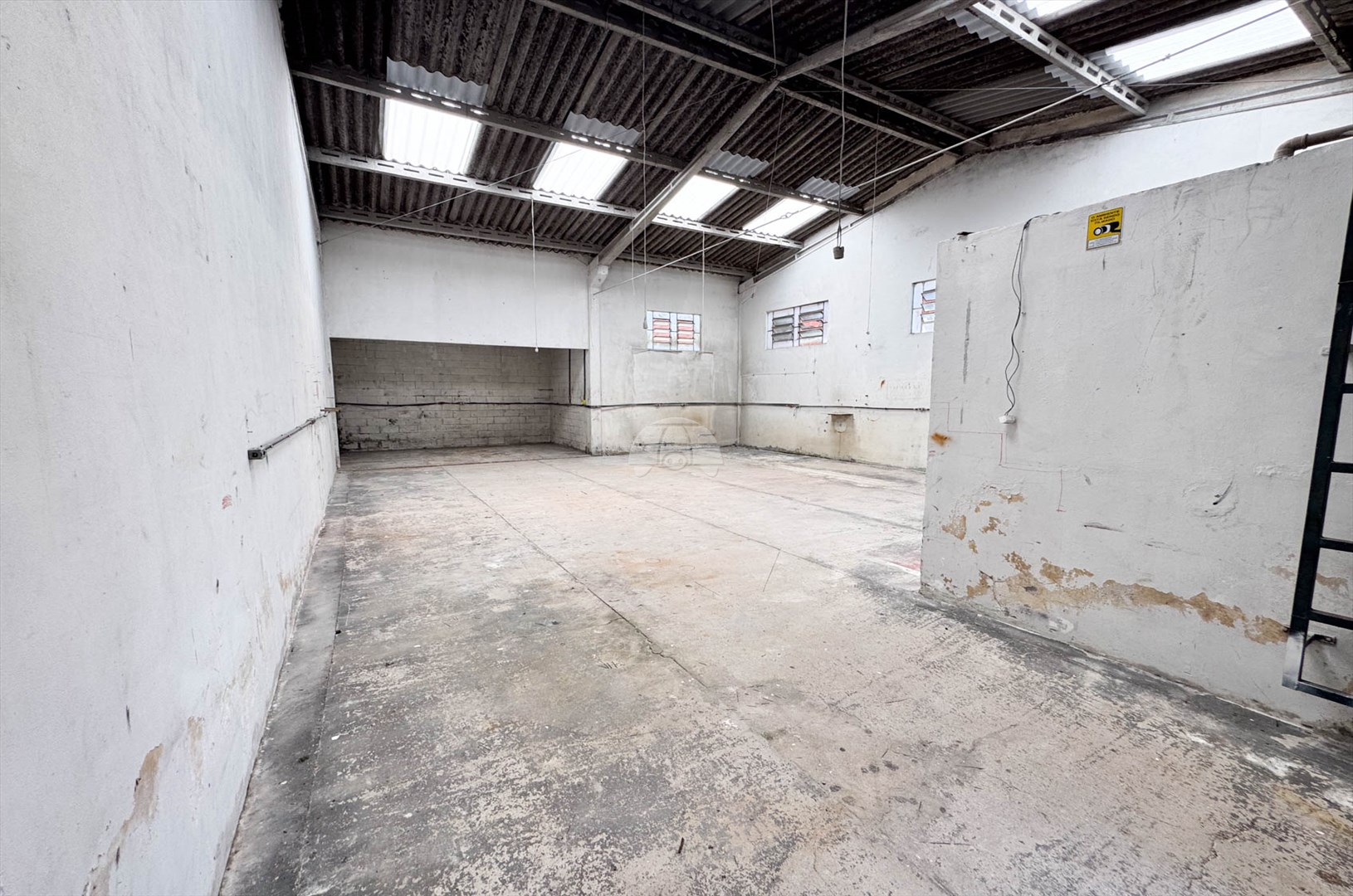 Barracão Comercial para Venda no Bairro Cidade Industrial ref. 224243 (10 / 10)