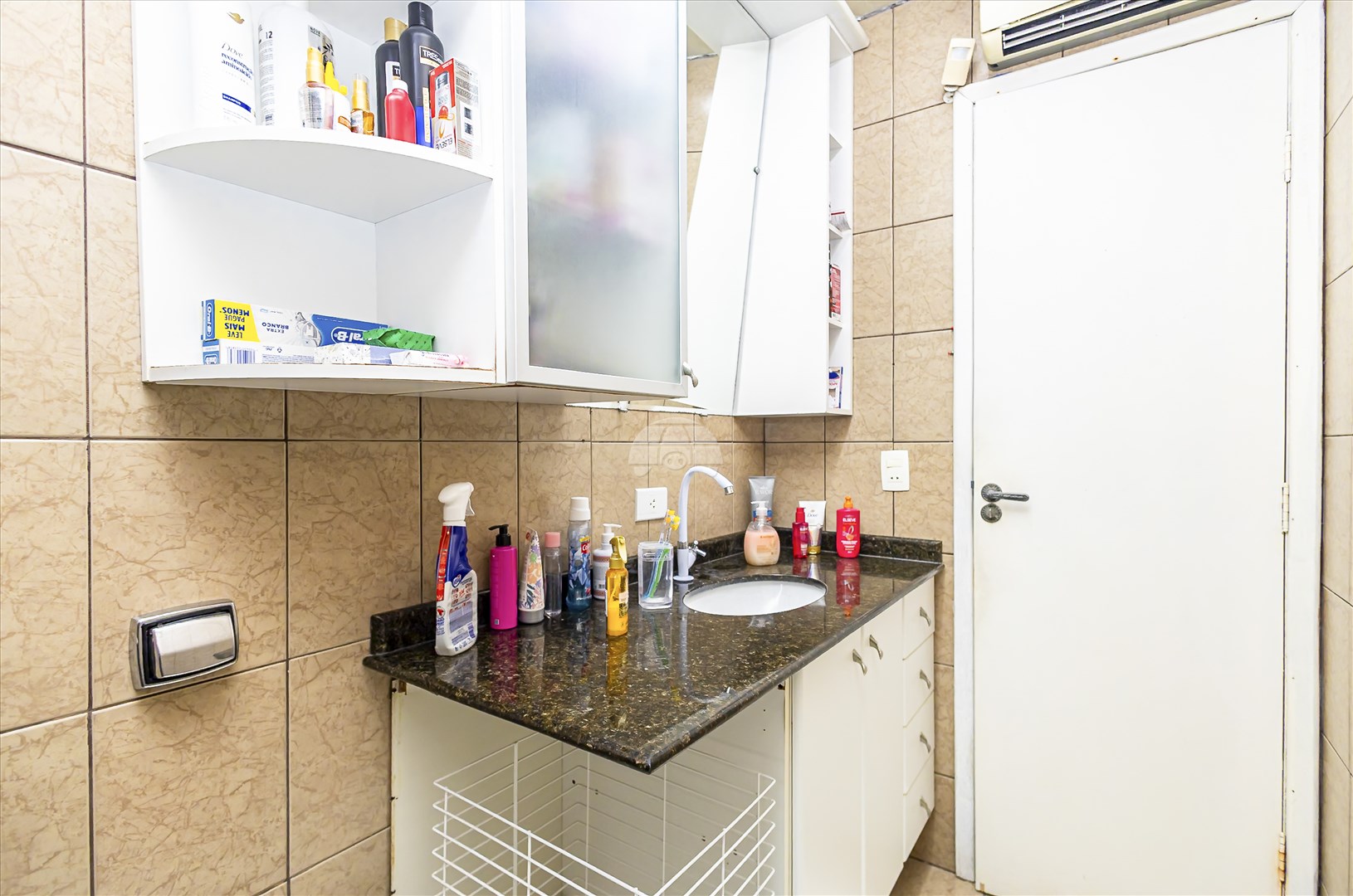 Casa à venda em Boa Vista, Curitiba — GOMES CONSULTOR IMOBILIARIO LTDA.