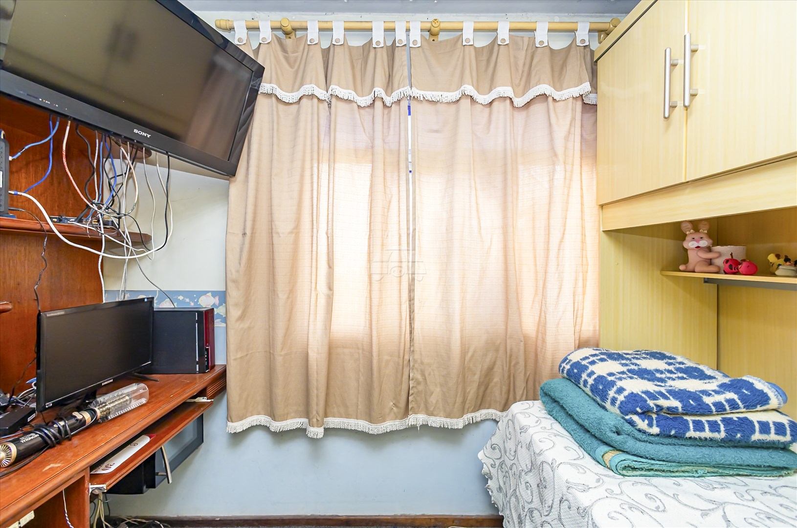 Casa à venda em Boa Vista, Curitiba — GOMES CONSULTOR IMOBILIARIO LTDA.