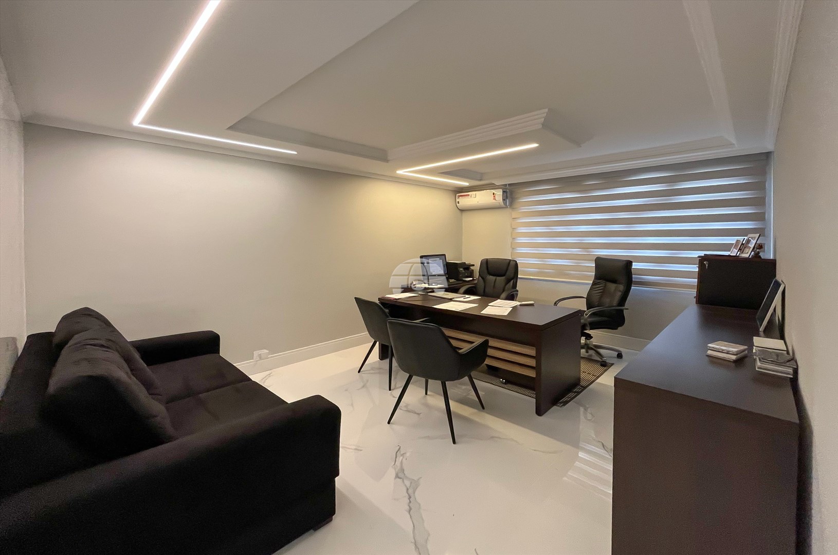 Casa para alugar em São Francisco, Curitiba — Imobiliária Cilar