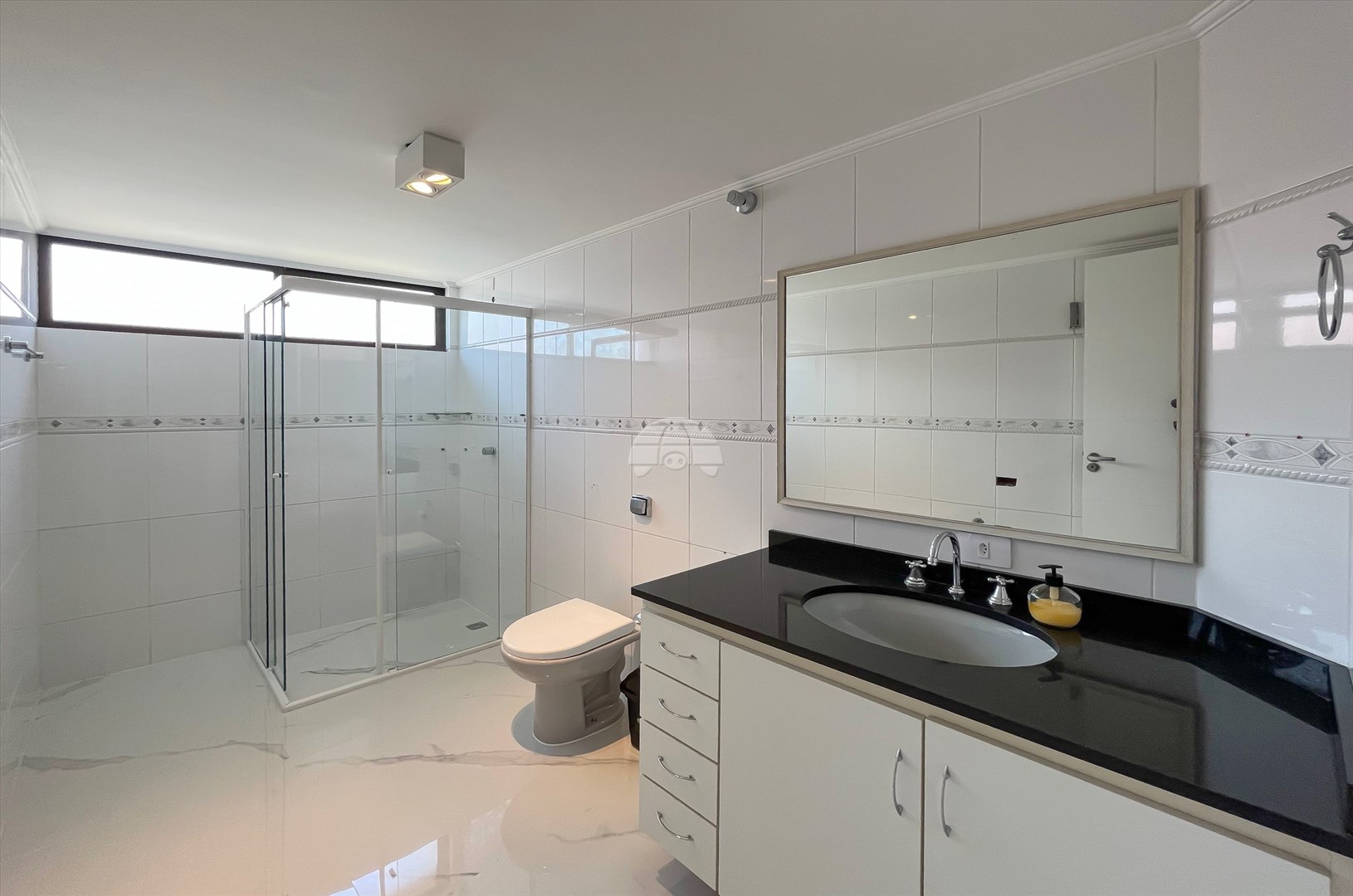 Casa para alugar em São Francisco, Curitiba — Imobiliária Cilar