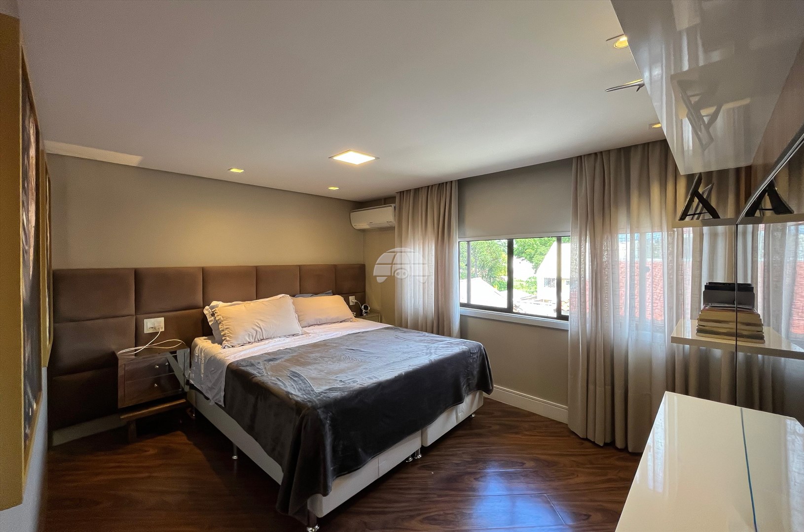 Casa para alugar em São Francisco, Curitiba — Imobiliária Cilar