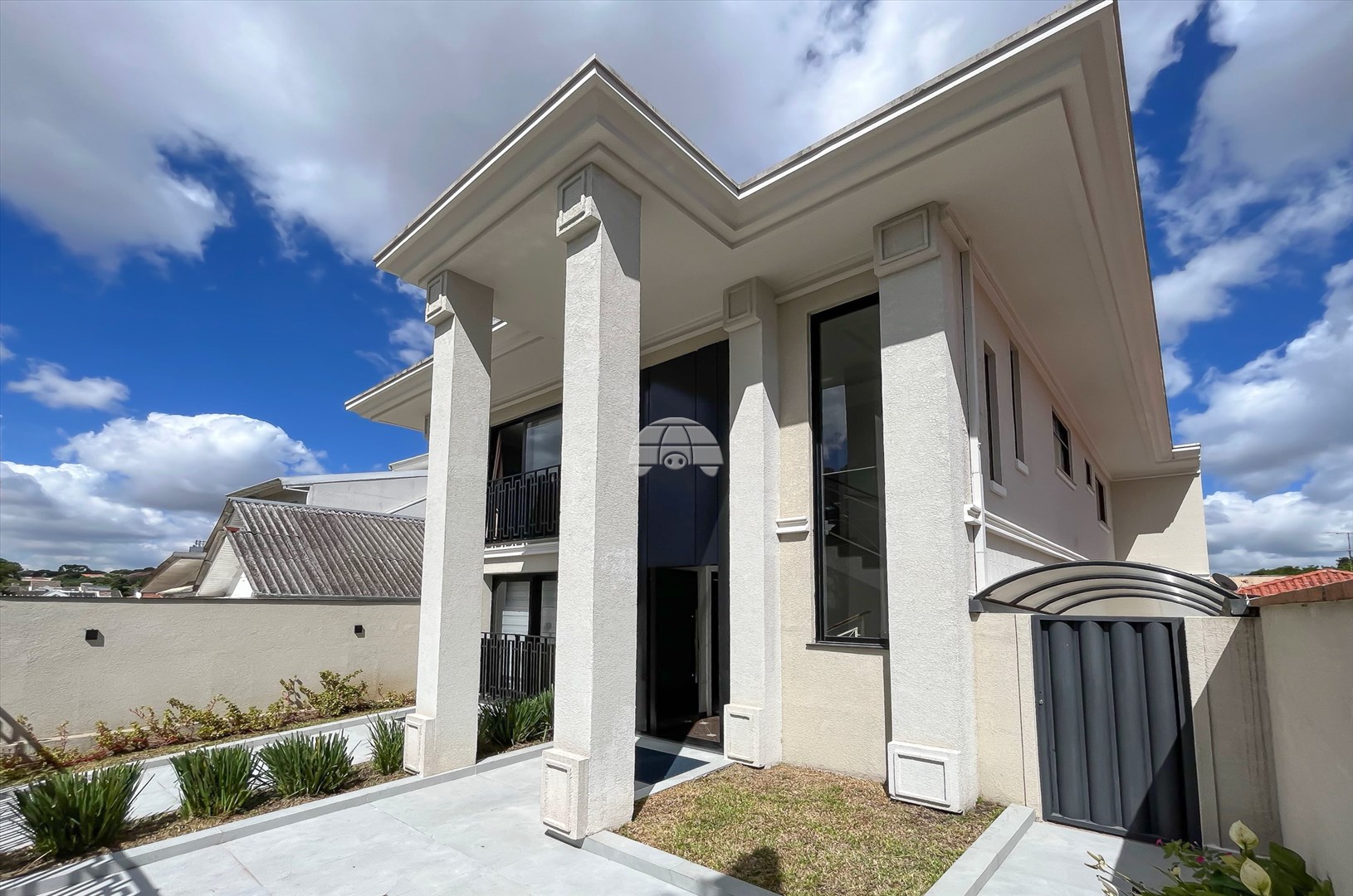 Casa para alugar em São Francisco, Curitiba — Portal Chave Fácil