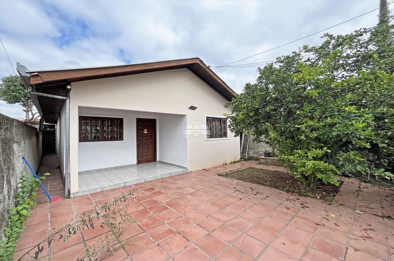 Casa à venda em Sítio Cercado, Curitiba — Portal Chave Fácil