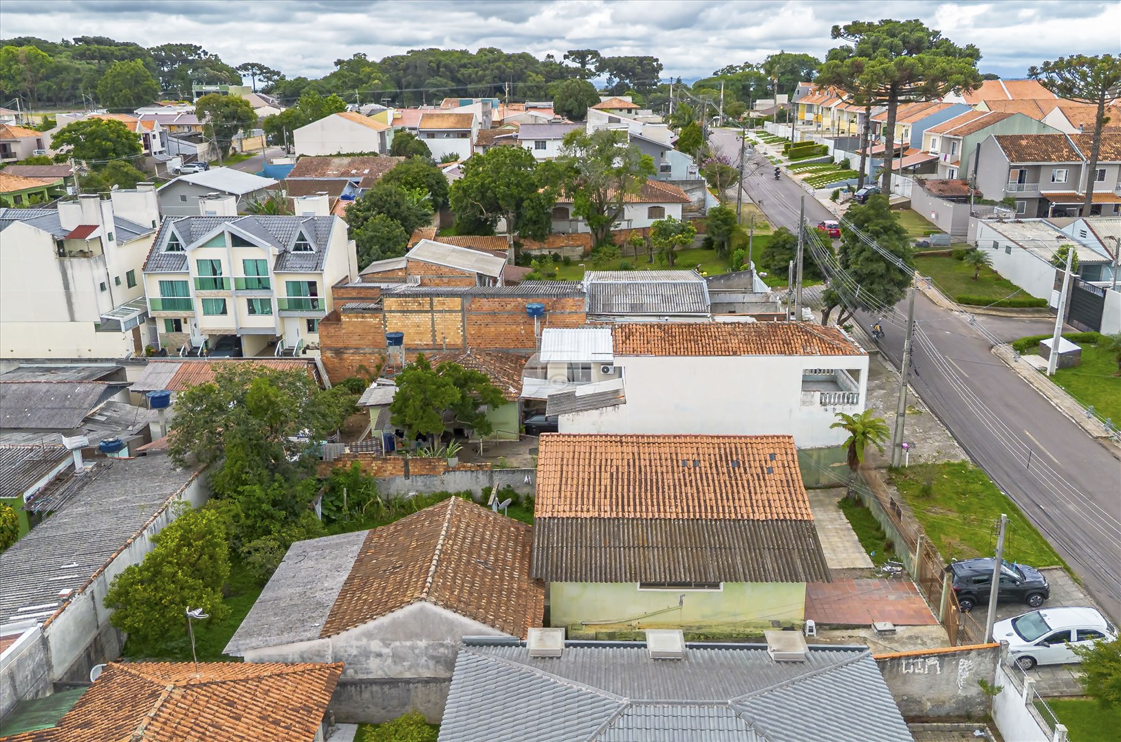 Terreno/Área à venda em Boqueirão, Curitiba — Portal Chave Fácil