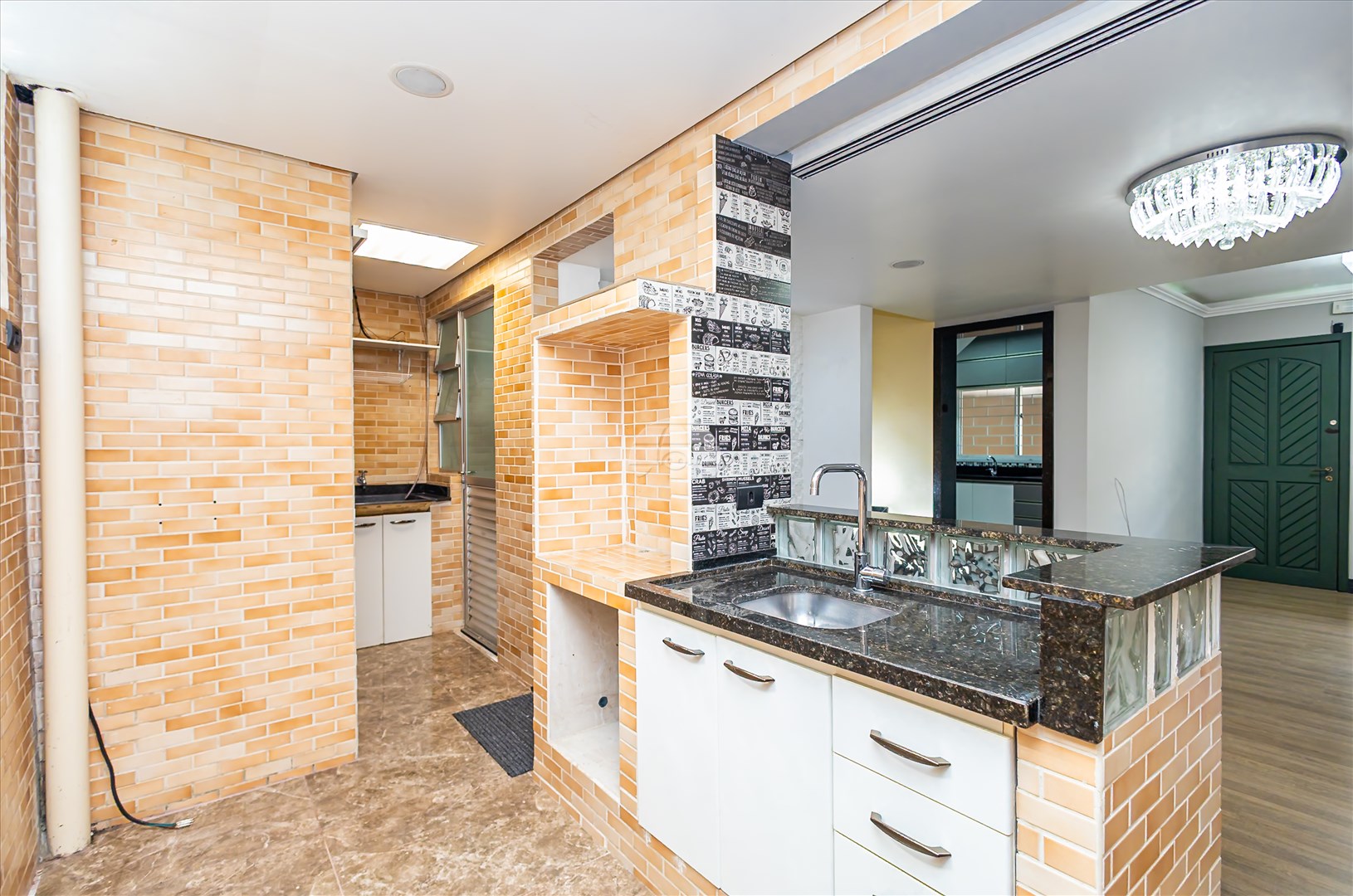 Casa à venda em Boa Vista, Curitiba — GOMES CONSULTOR IMOBILIARIO LTDA.