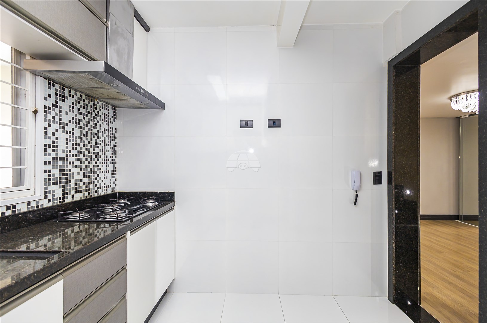 Casa à venda em Boa Vista, Curitiba — GOMES CONSULTOR IMOBILIARIO LTDA.