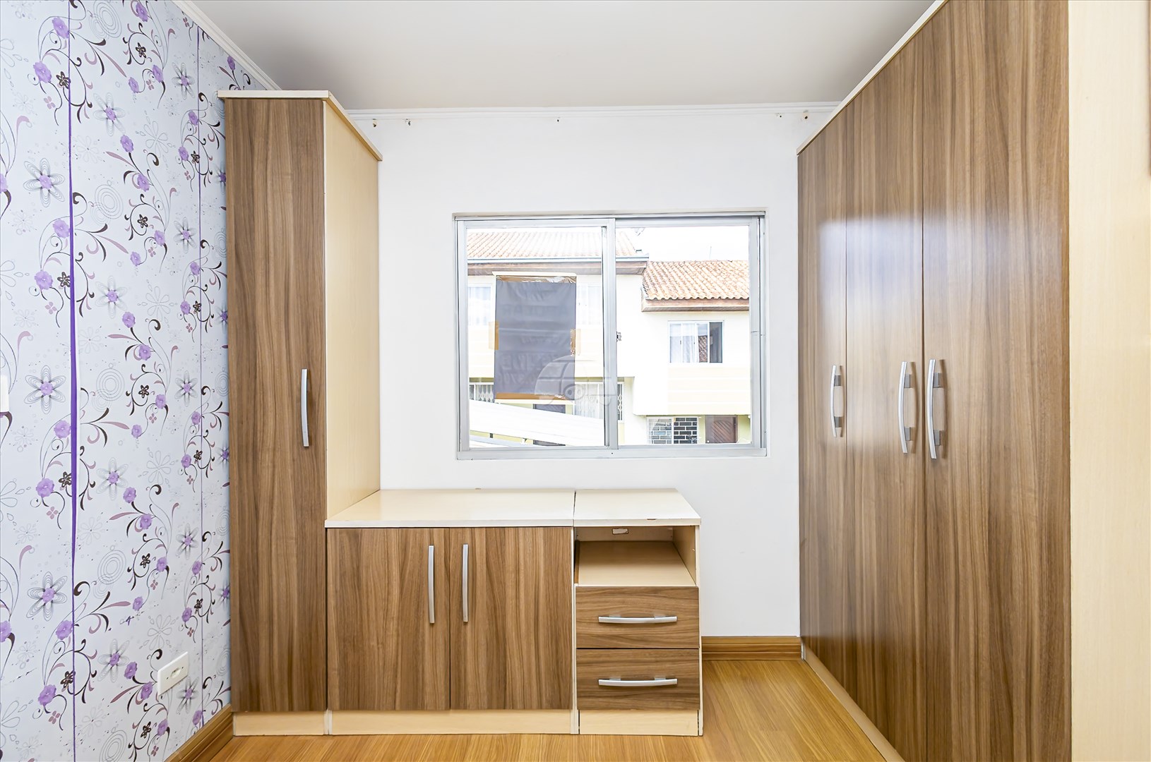 Casa à venda em Boa Vista, Curitiba — GOMES CONSULTOR IMOBILIARIO LTDA.