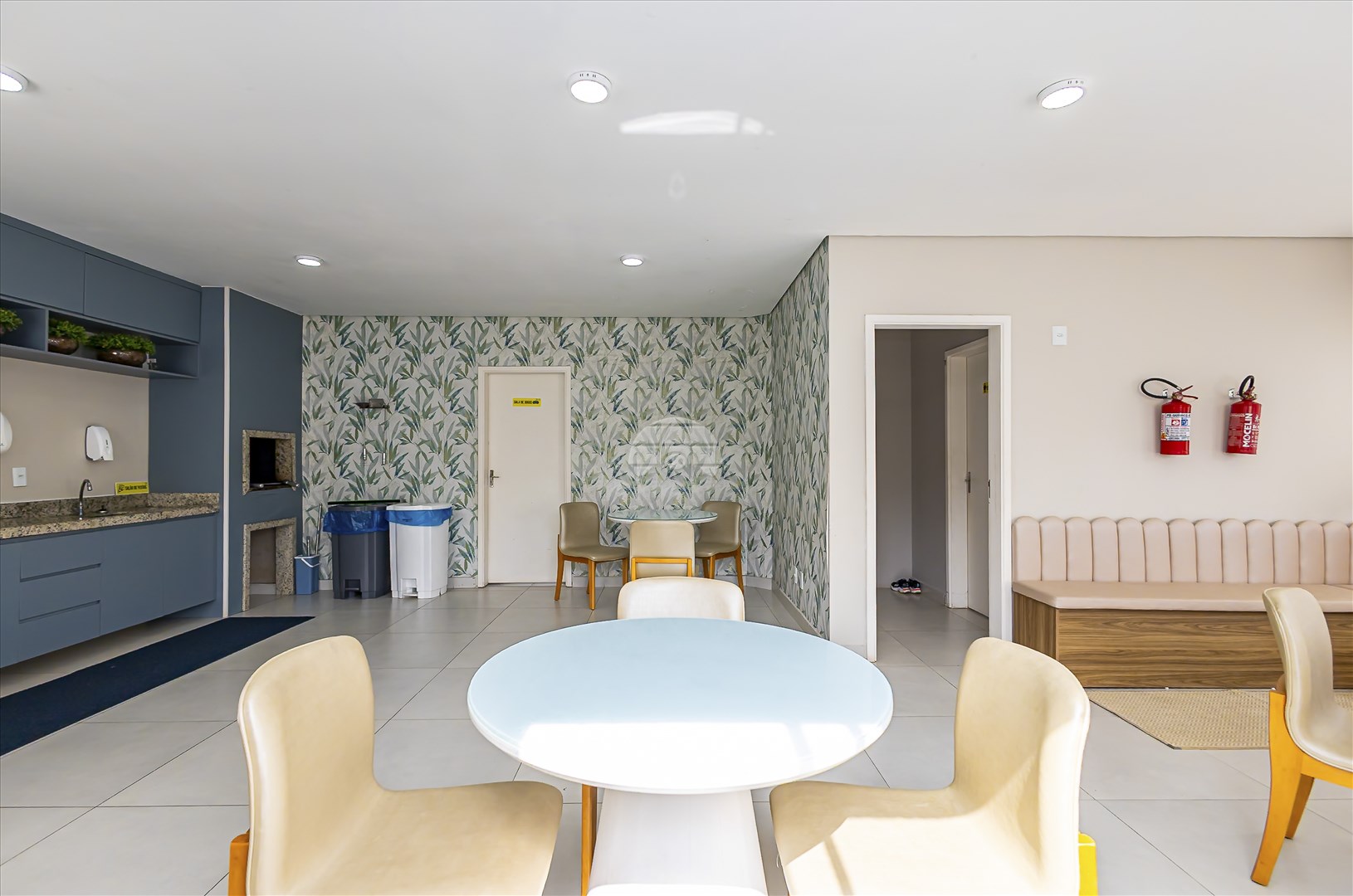 Apartamento à venda em Campina Da Barra, Araucária — Galvão Vendas - Imóveis a venda em Curitiba