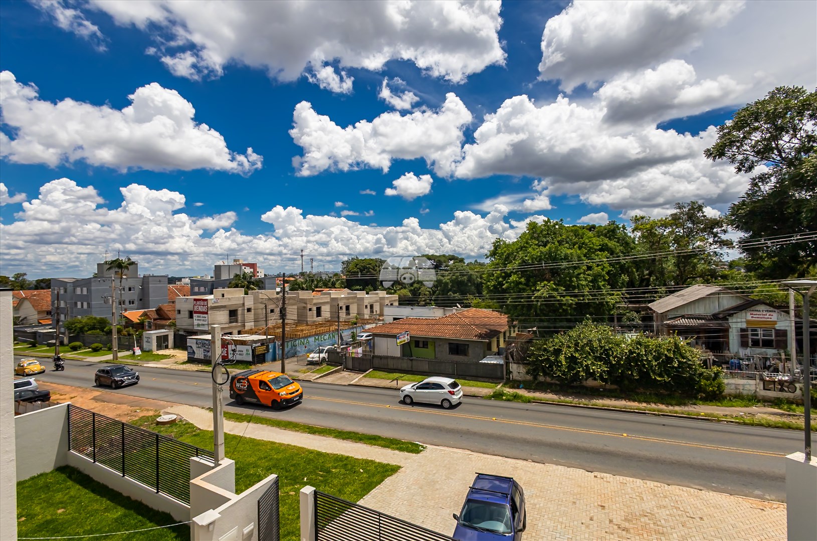 Casa à venda em Santa Cândida, Curitiba — Galvão Vendas - Imóveis a venda em Curitiba