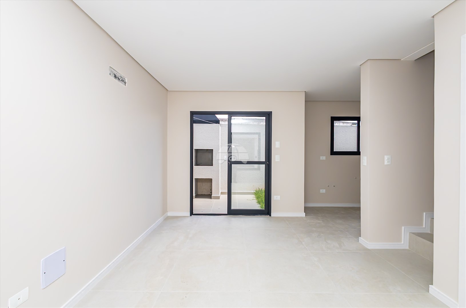 Casa à venda em Santa Cândida, Curitiba — Portal Chave Fácil