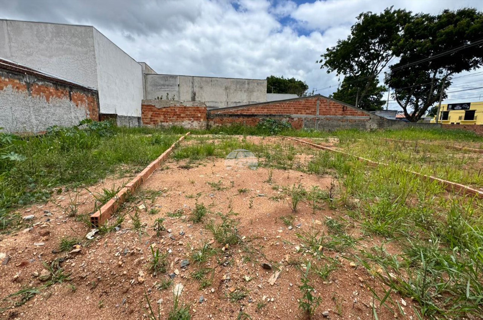 Terreno/Área à venda em Fazendinha, Curitiba — Portal Chave Fácil