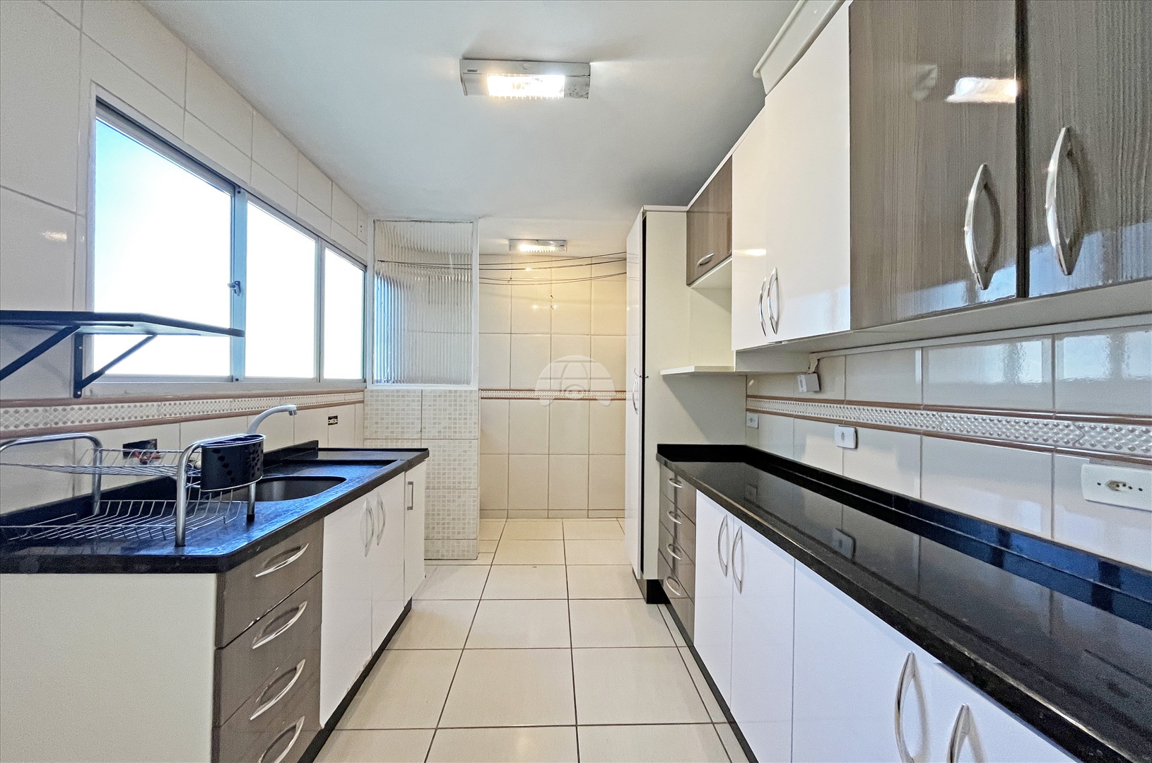 Apartamento para alugar em Campo Comprido, Curitiba — Portal Chave Fácil