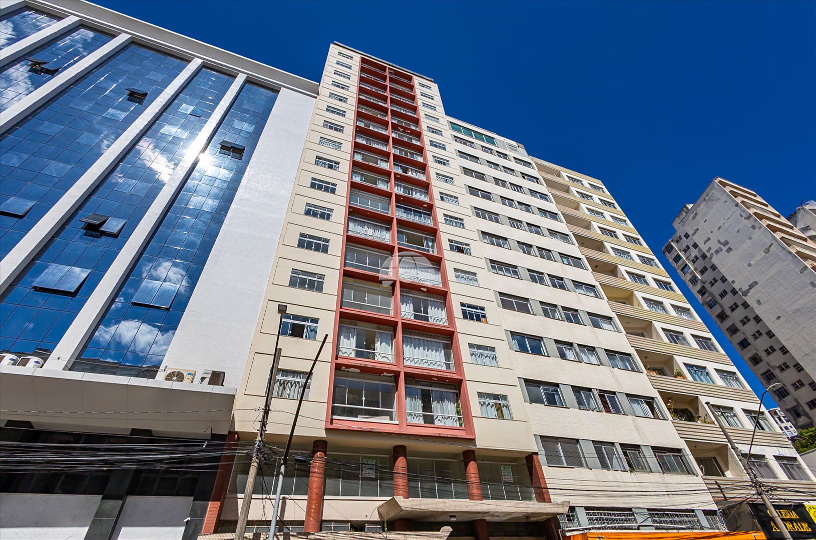 Apartamento à venda em Centro, Curitiba — Portal Chave Fácil