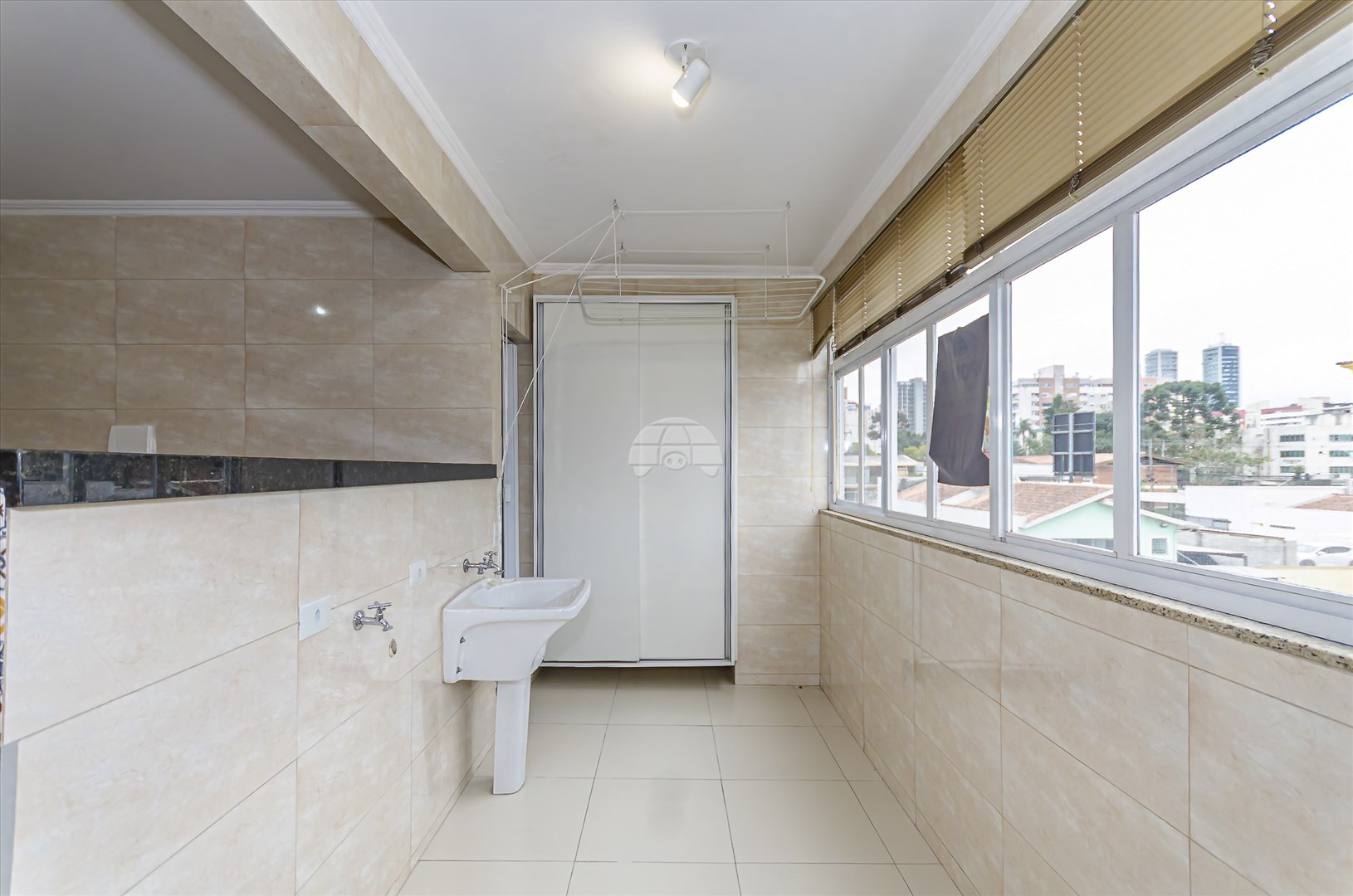 Apartamento à venda em Mercês, Curitiba — Toyo Imóveis - Curitiba/PR