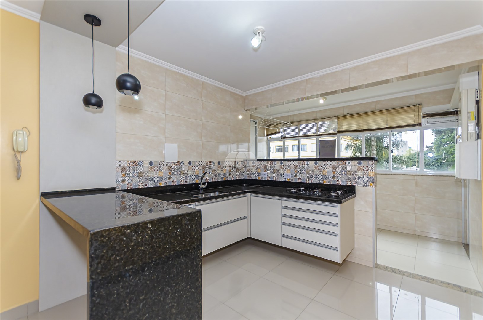 Apartamento à venda em Mercês, Curitiba — Toyo Imóveis - Curitiba/PR