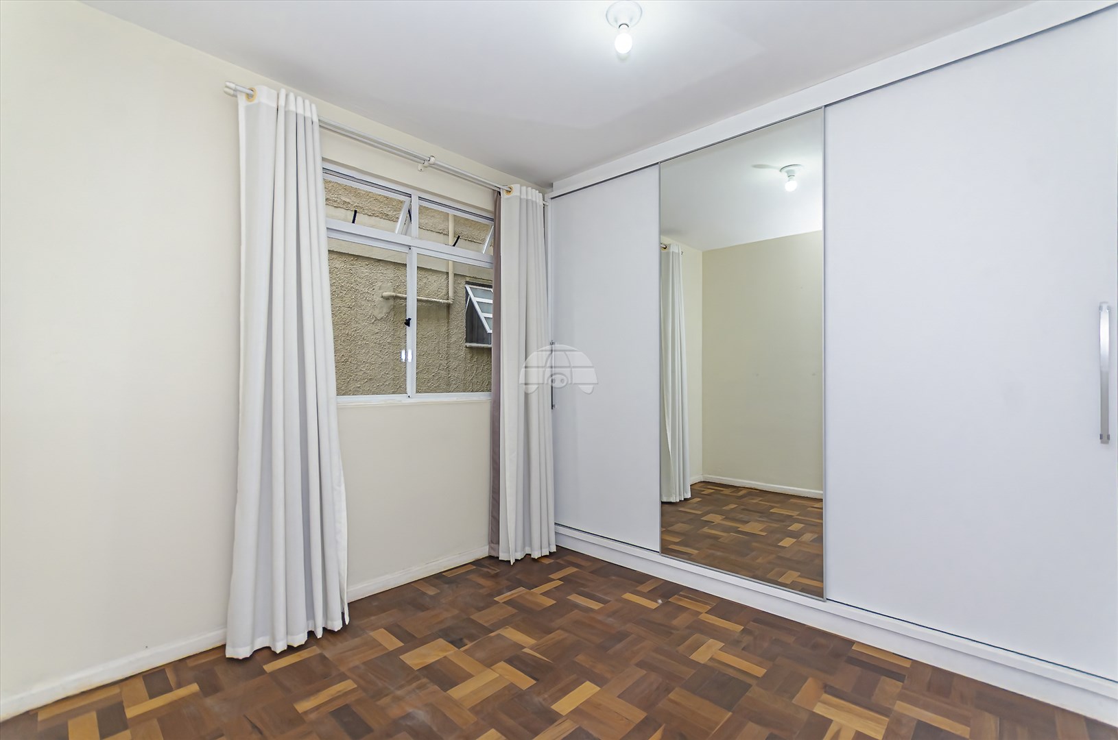 Apartamento à venda em Mercês, Curitiba — Toyo Imóveis - Curitiba/PR