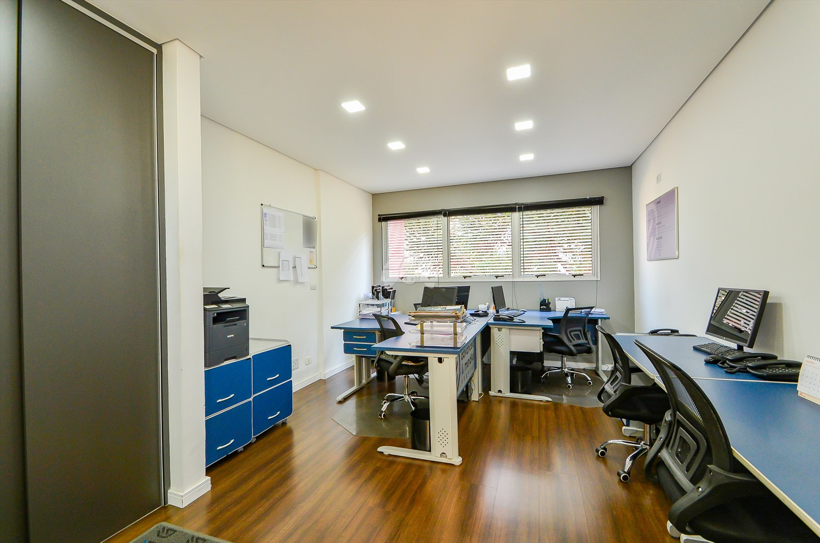 Sala/Conjunto Comercial à venda em Centro, Curitiba — Portal Chave Fácil