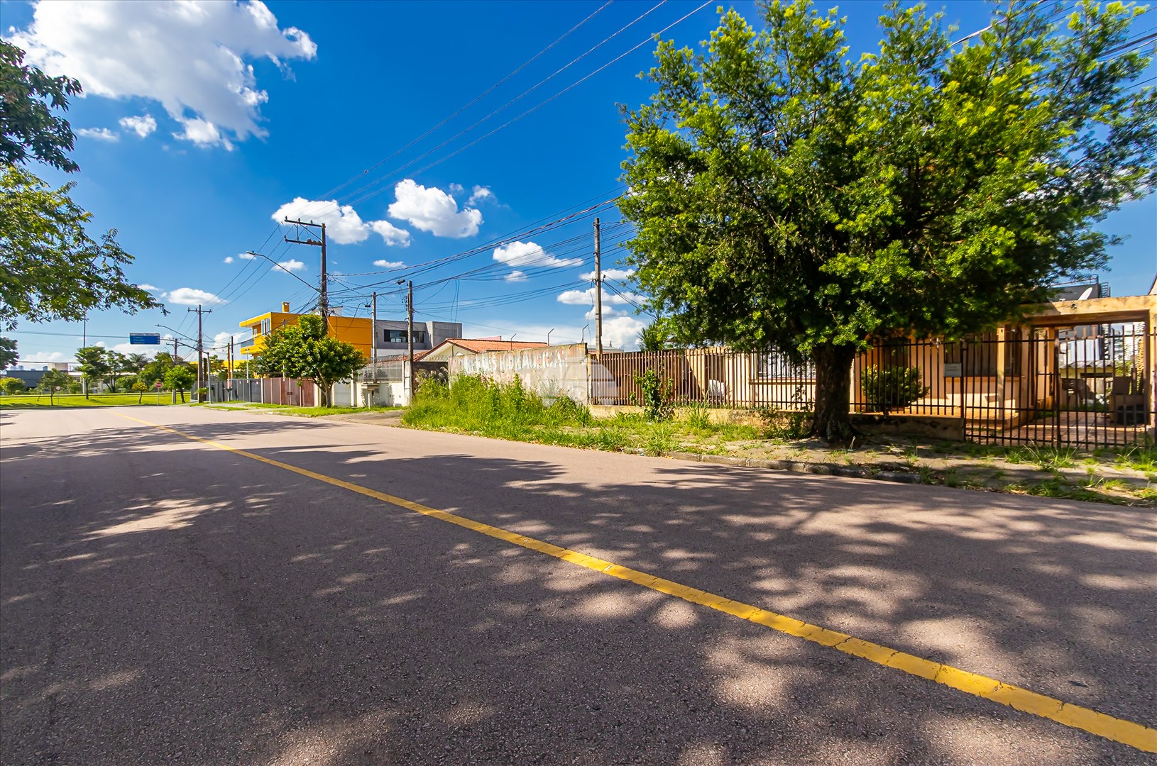 Terreno Comercial/Residencial para Venda no Bairro Hauer ref. 223270 (10 / 10)
