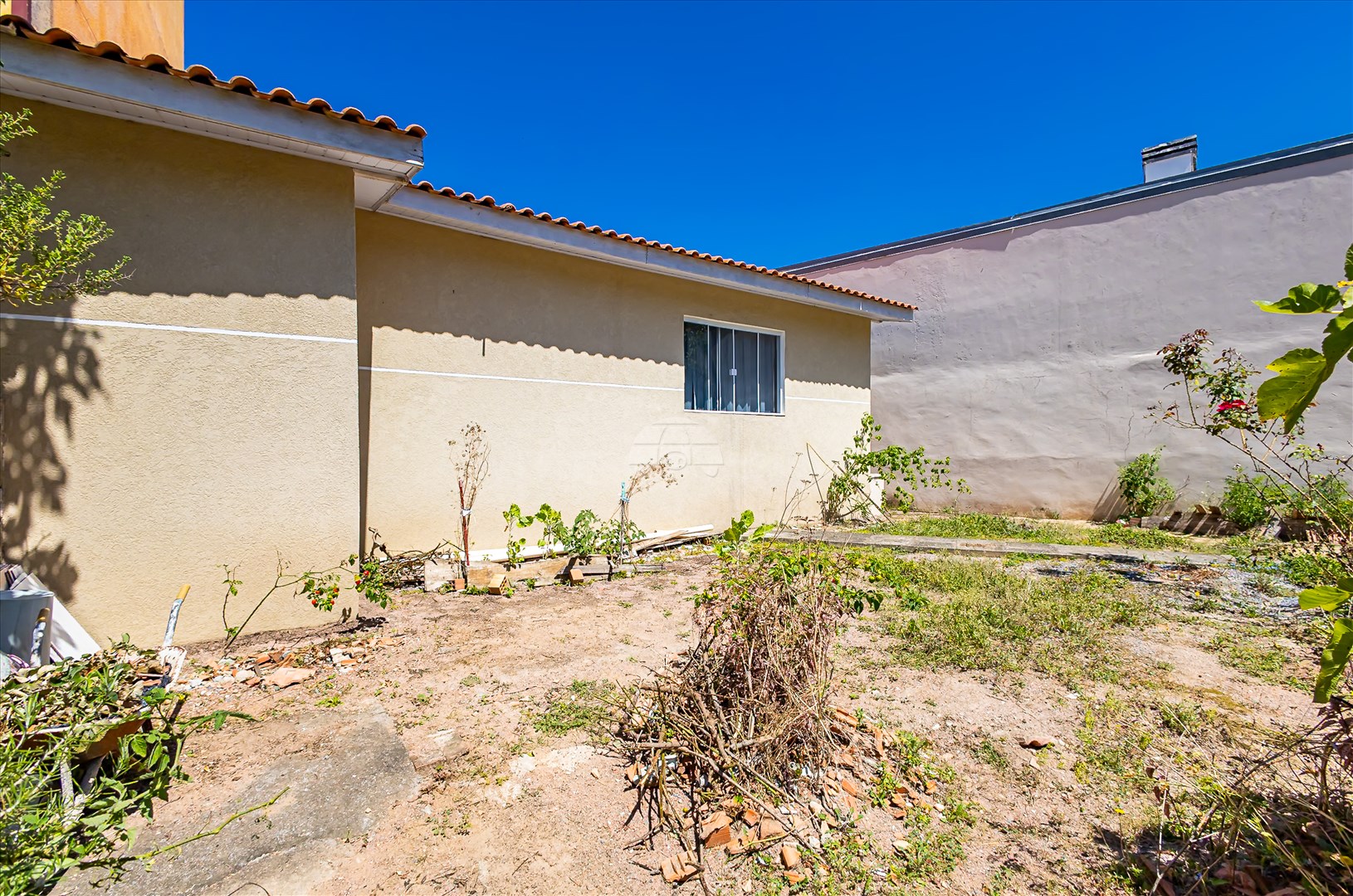 Terreno/Área à venda em Centro Cívico, Curitiba — Imobiliária Razão