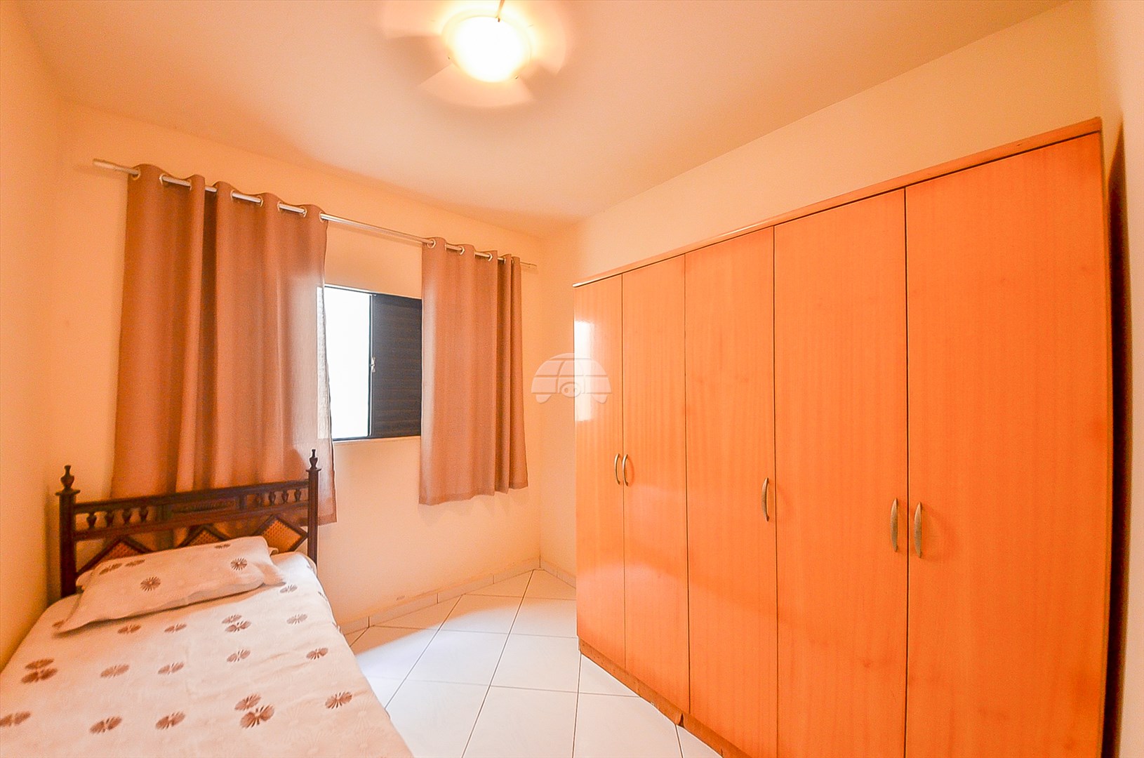 Casa Residencial para Venda no Bairro Portão ref. 224730 (8 / 10)