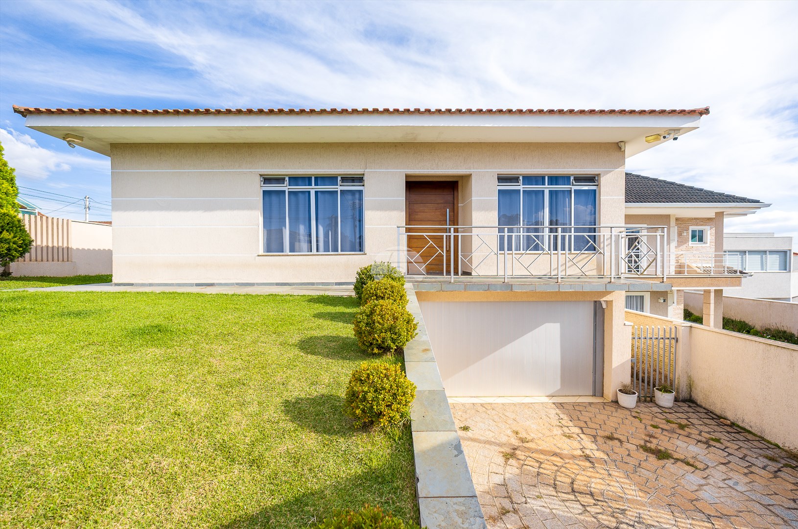 Casa à venda em Vila Bancária, Campo Largo — Portal Chave Fácil