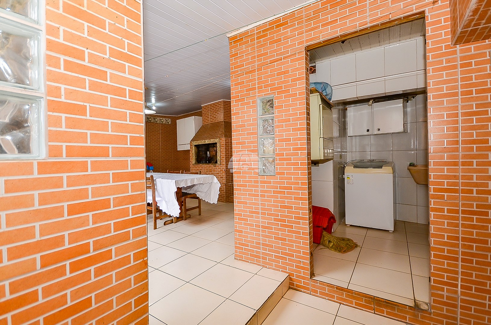 Casa à venda em Boa Vista, Curitiba — GOMES CONSULTOR IMOBILIARIO LTDA.
