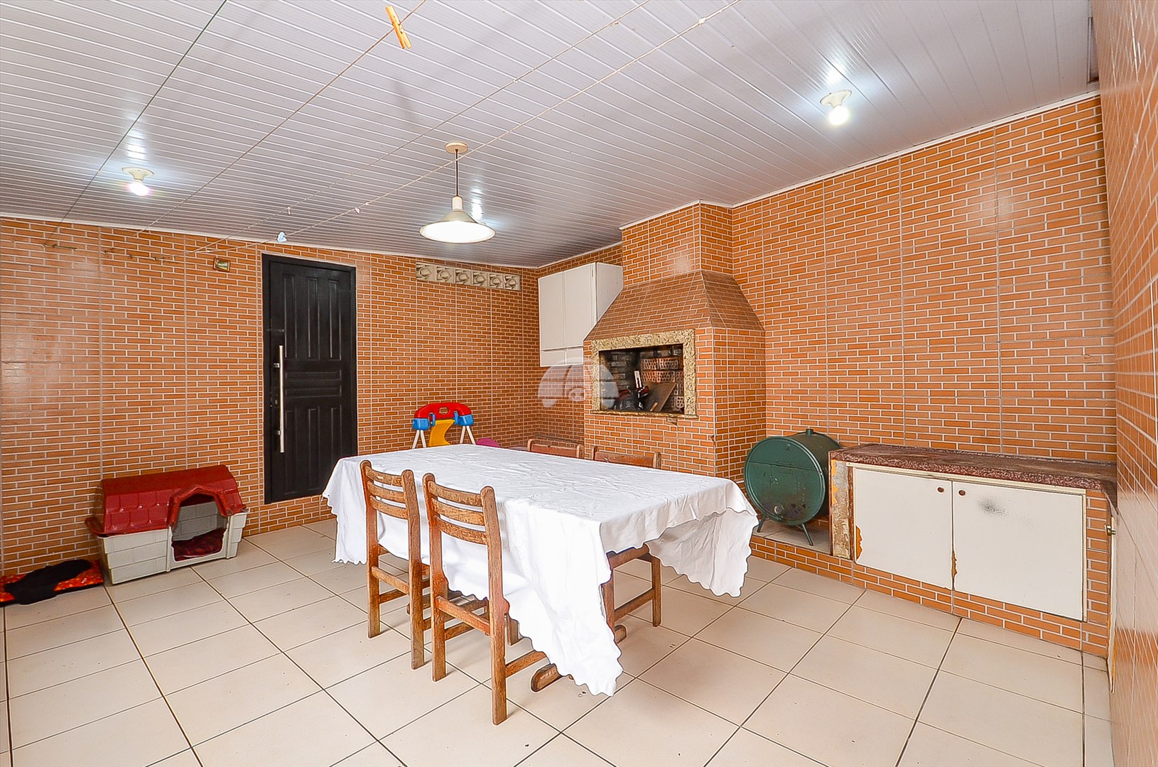 Casa à venda em Boa Vista, Curitiba — GOMES CONSULTOR IMOBILIARIO LTDA.
