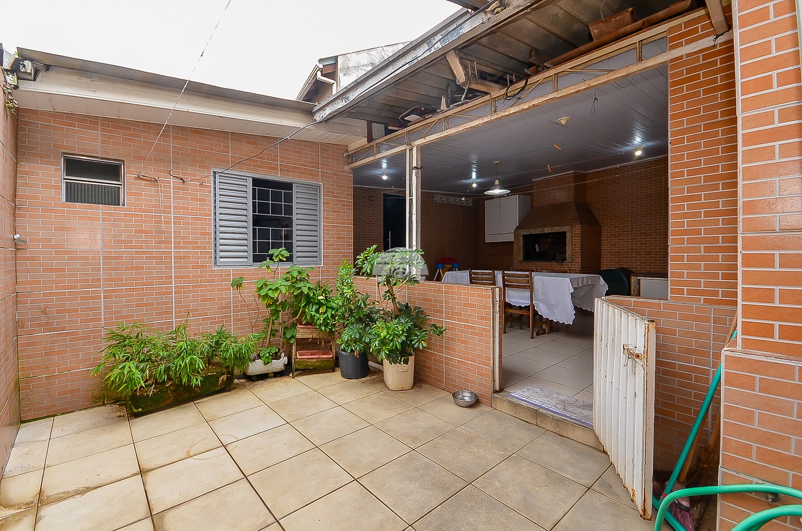 Casa à venda em Boa Vista, Curitiba — GOMES CONSULTOR IMOBILIARIO LTDA.