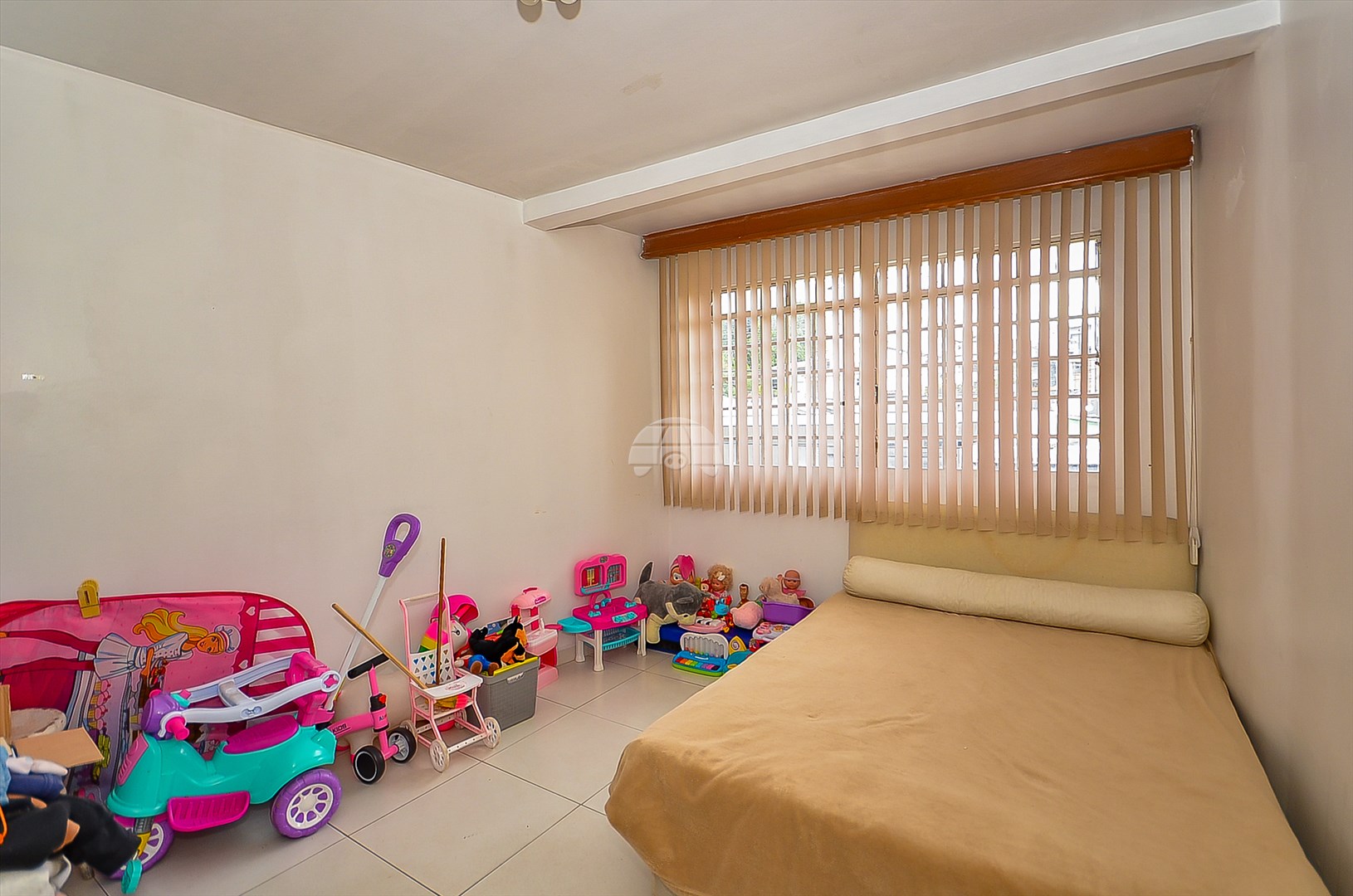 Casa à venda em Boa Vista, Curitiba — GOMES CONSULTOR IMOBILIARIO LTDA.
