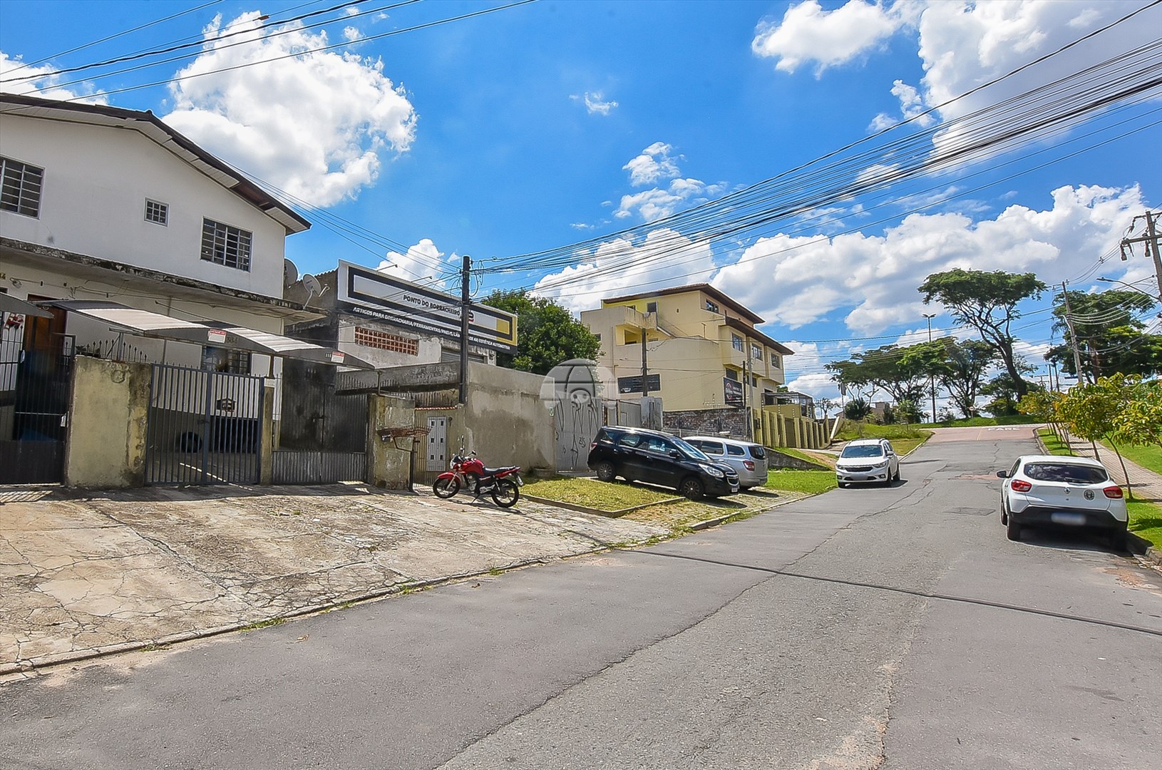 Terreno à venda em Lindóia, Curitiba — Imobiliária Cilar