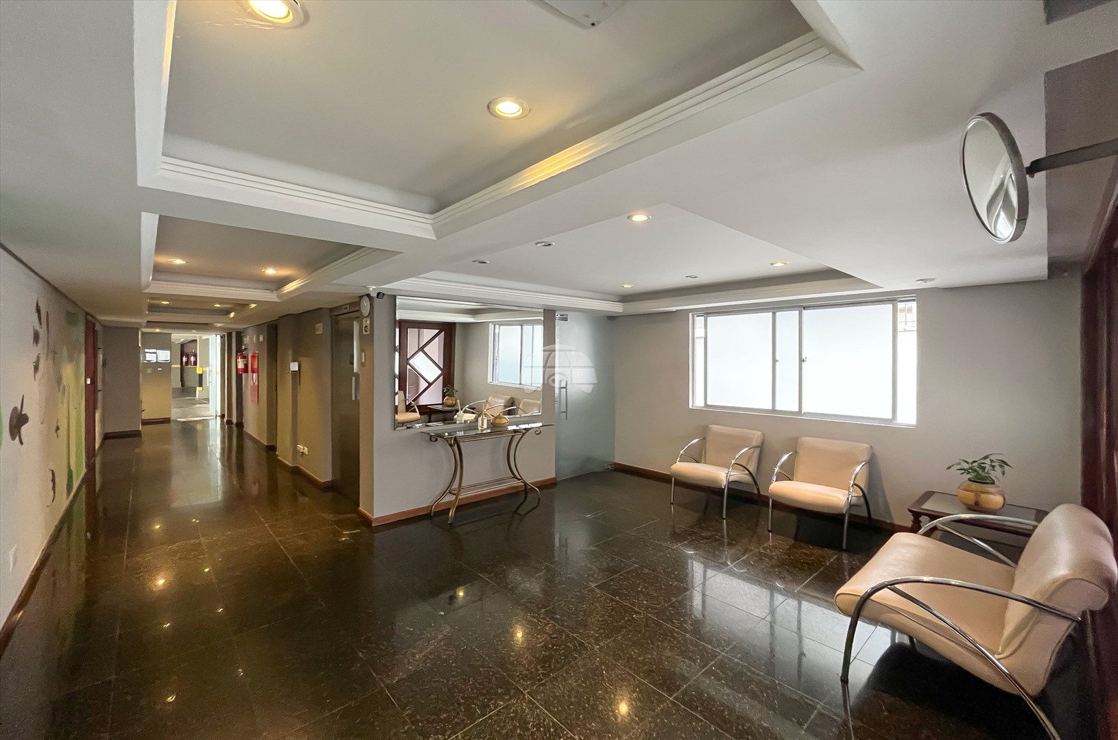 Apartamento para alugar em Centro, Curitiba — Portal Chave Fácil
