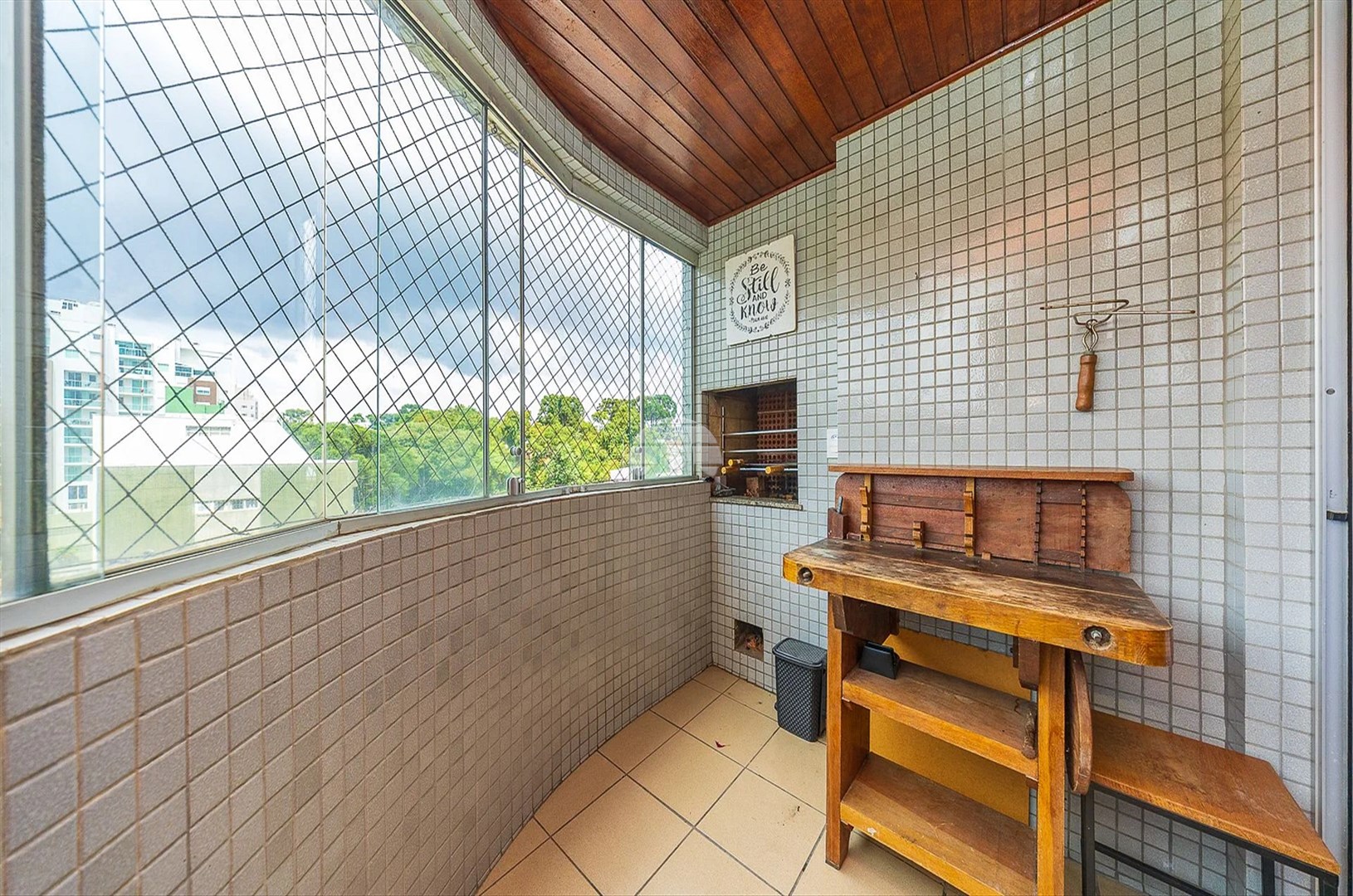 Apartamento à venda em Bigorrilho, Curitiba — Outrasul Imobiliária