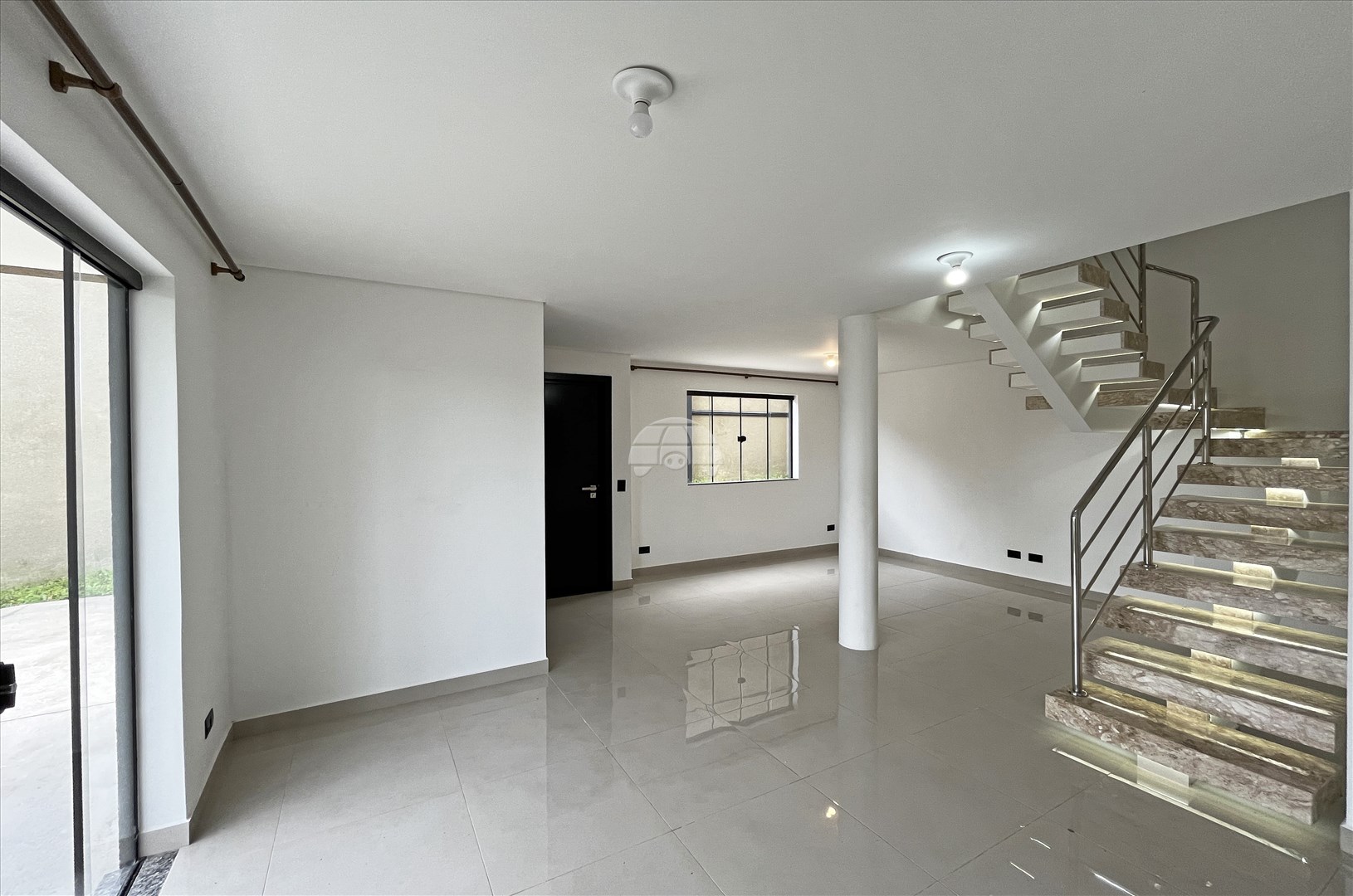 Casa para alugar em Uberaba, Curitiba — Portal Chave Fácil