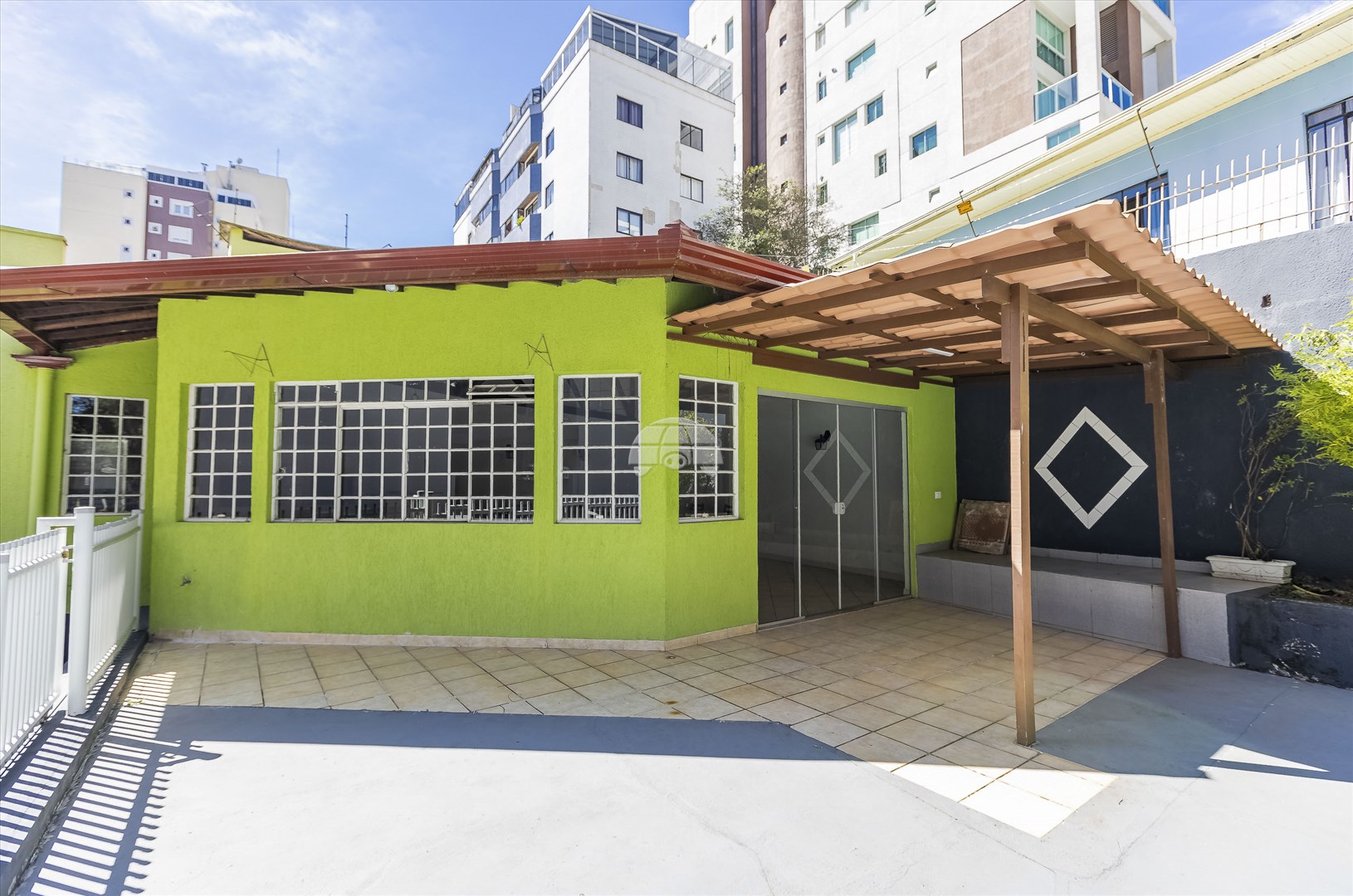 Apartamento à venda em Bigorrilho, Curitiba — MAFI ADMINISTRADORA DE IMOVEIS LTDA