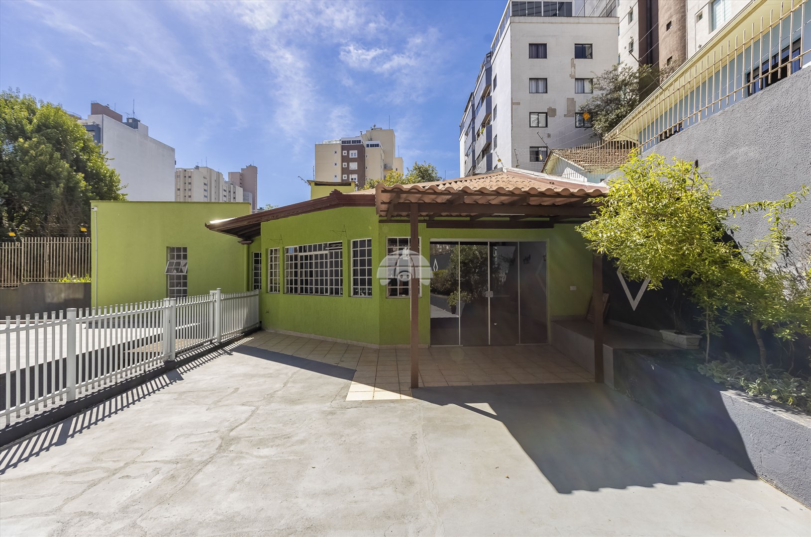 Apartamento à venda em Bigorrilho, Curitiba — MAFI ADMINISTRADORA DE IMOVEIS LTDA