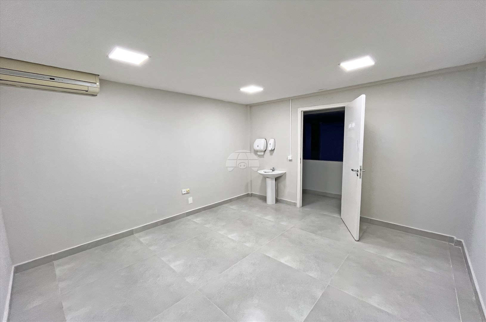 Sala/Conjunto Comercial para alugar em Centro, Araucária — Portal Chave Fácil