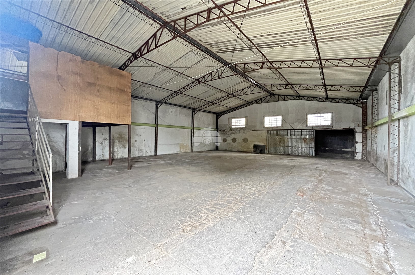 Barracão/Galpão para alugar em Boqueirão, Curitiba — Portal Chave Fácil