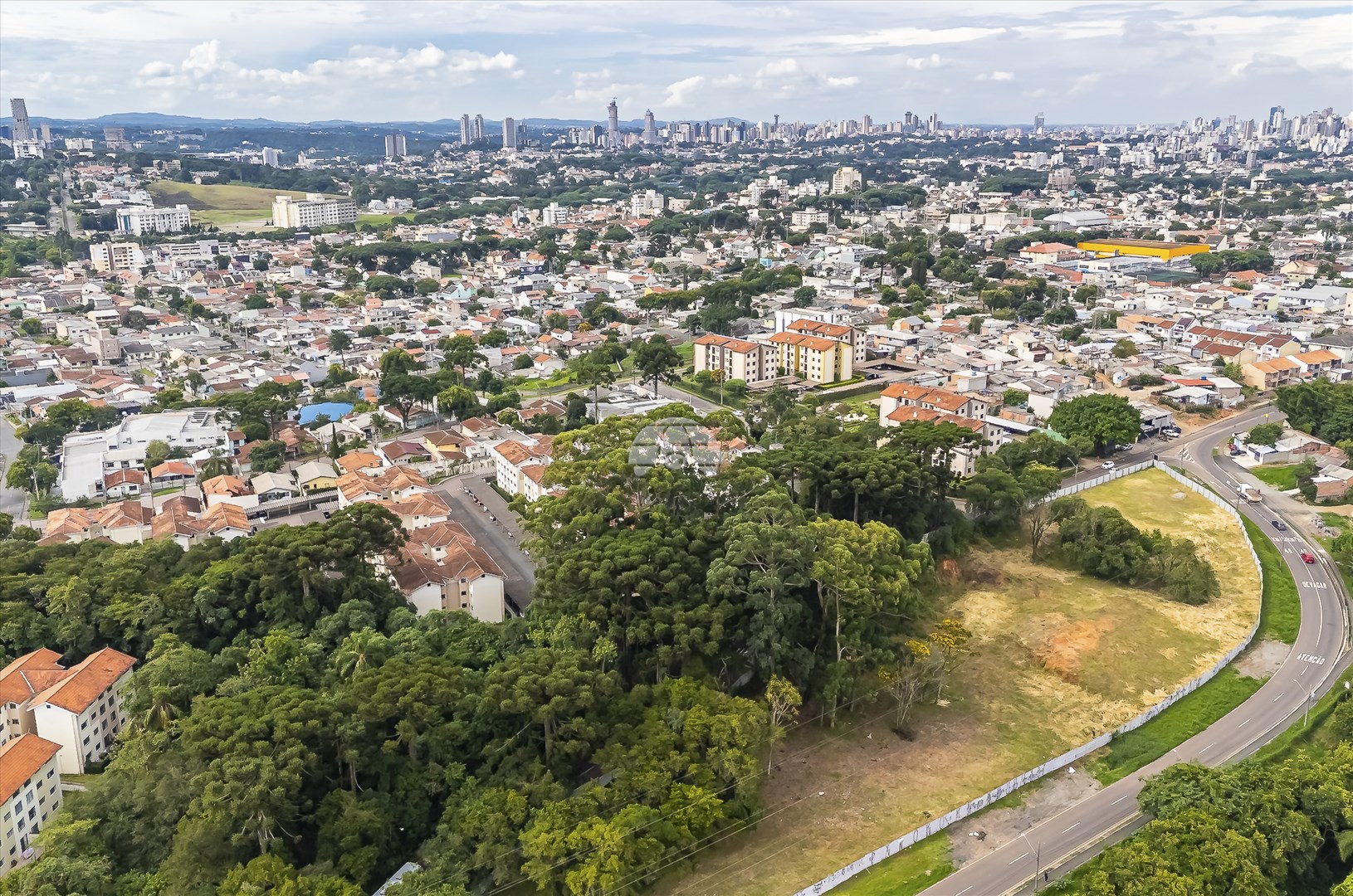 Terreno/Área à venda em Portão, Curitiba — MAFI ADMINISTRADORA DE IMOVEIS LTDA