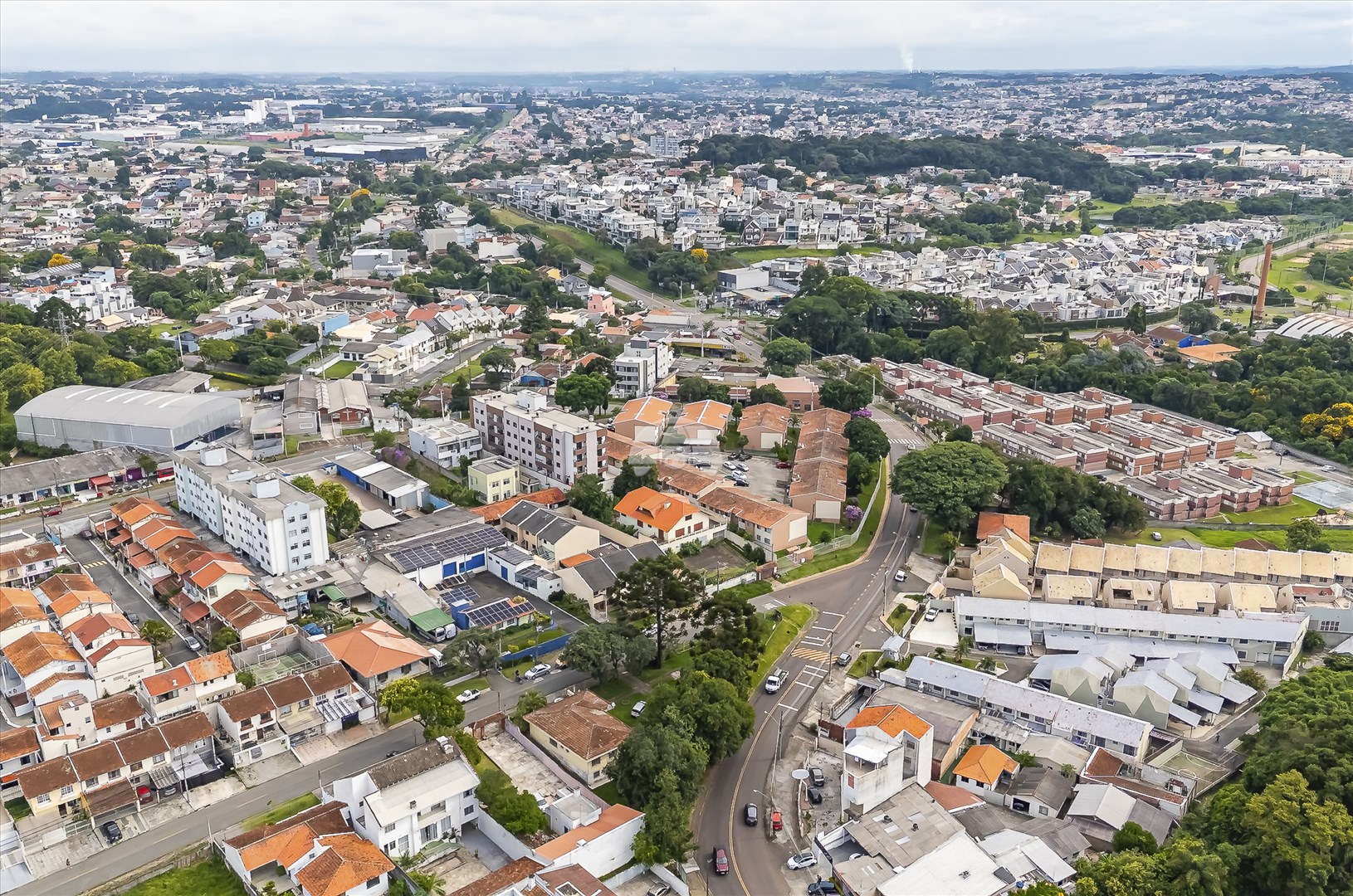 Terreno/Área à venda em Portão, Curitiba — Portal Chave Fácil