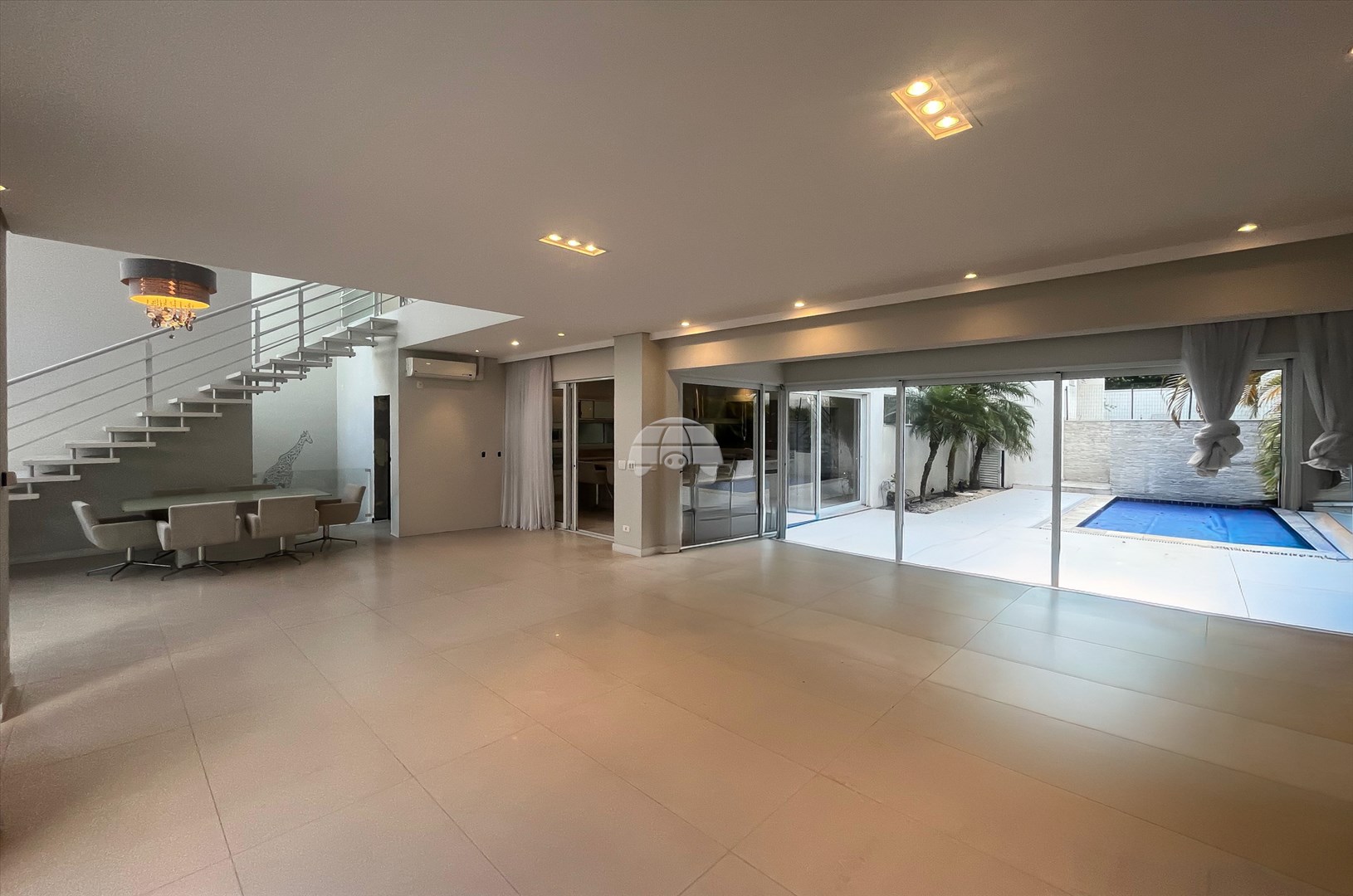 Casa à venda em Alphaville Graciosa, Pinhais — TESTE 12342